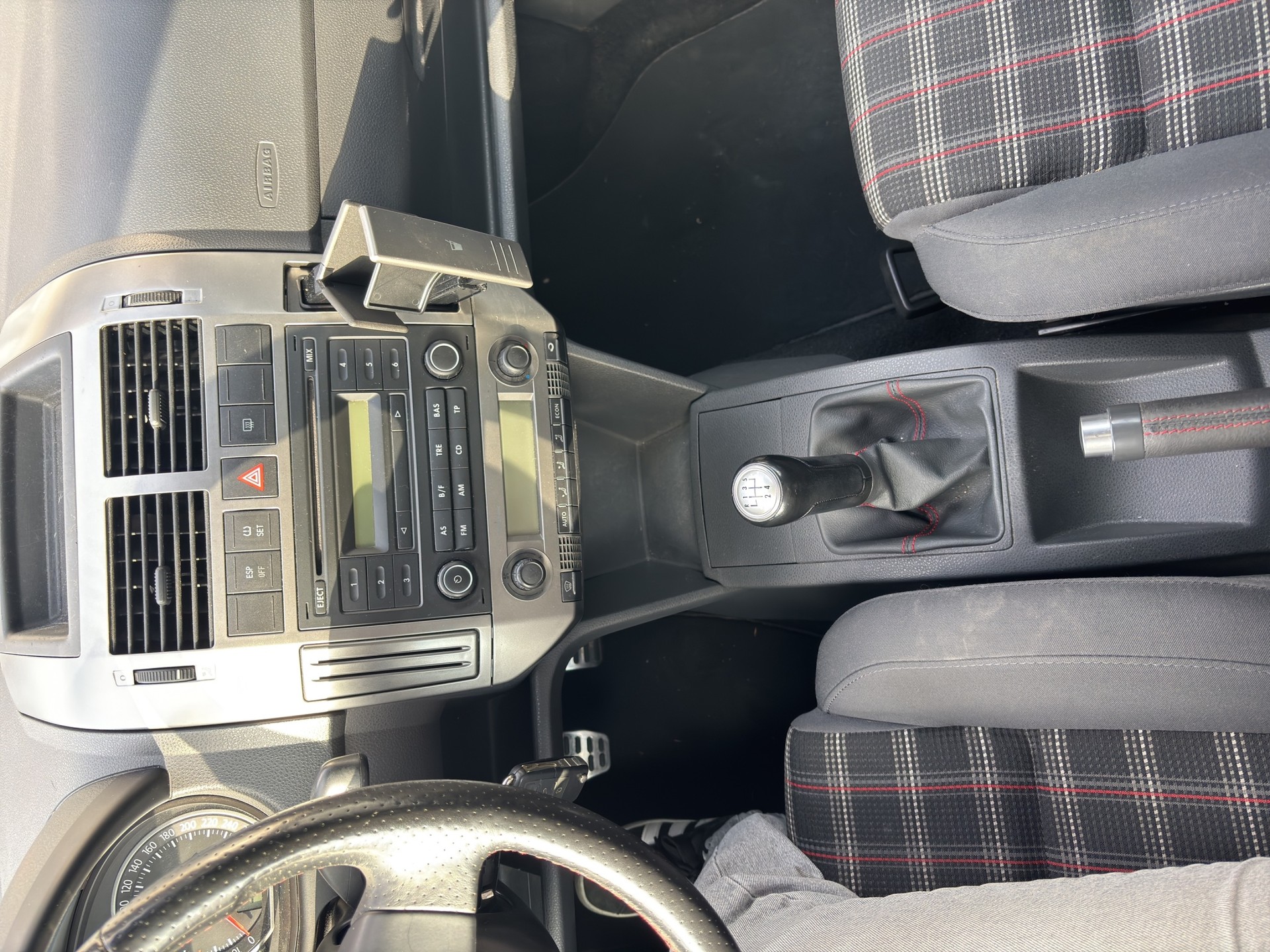 VW Polo 1.8 20V Turbo GTI-image-8
