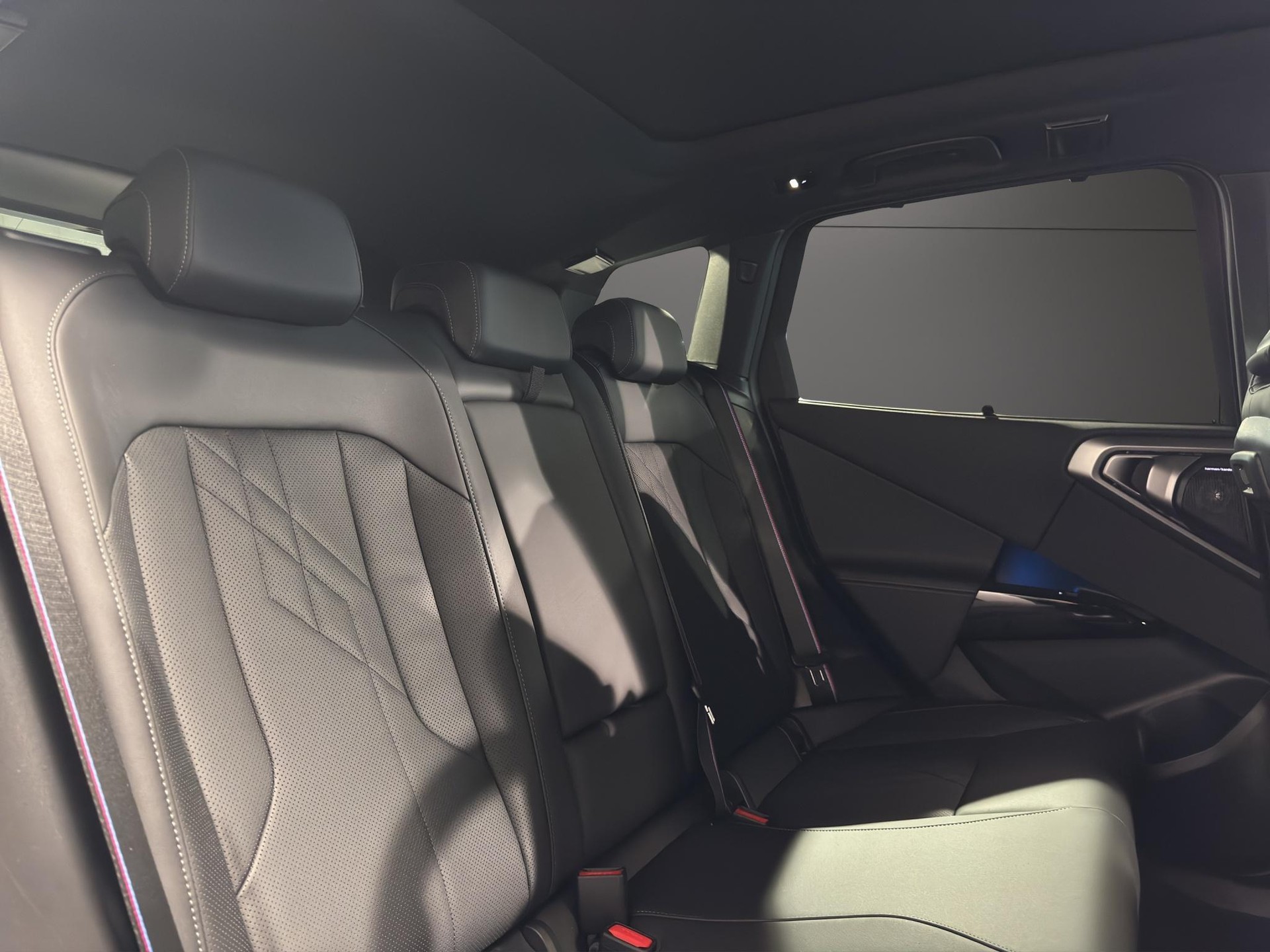 BMW X3 20d M Sport-image-16