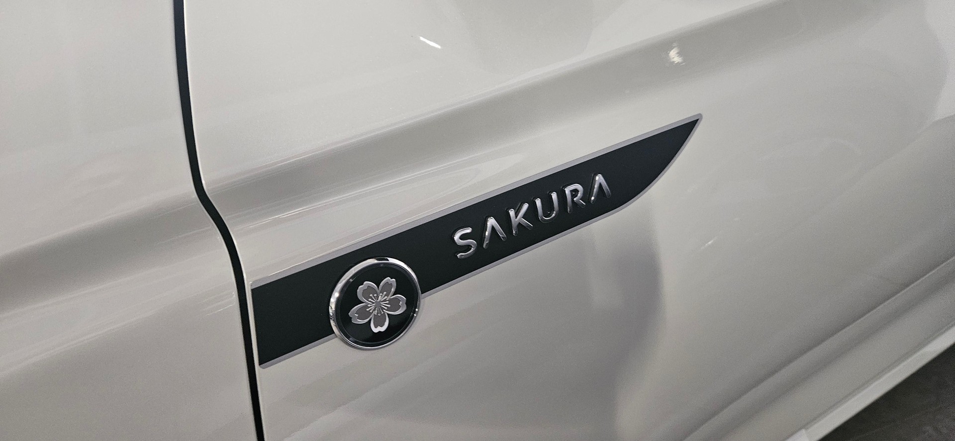 SUZUKI Swift 1.2 Sakura Hybrid-image-3