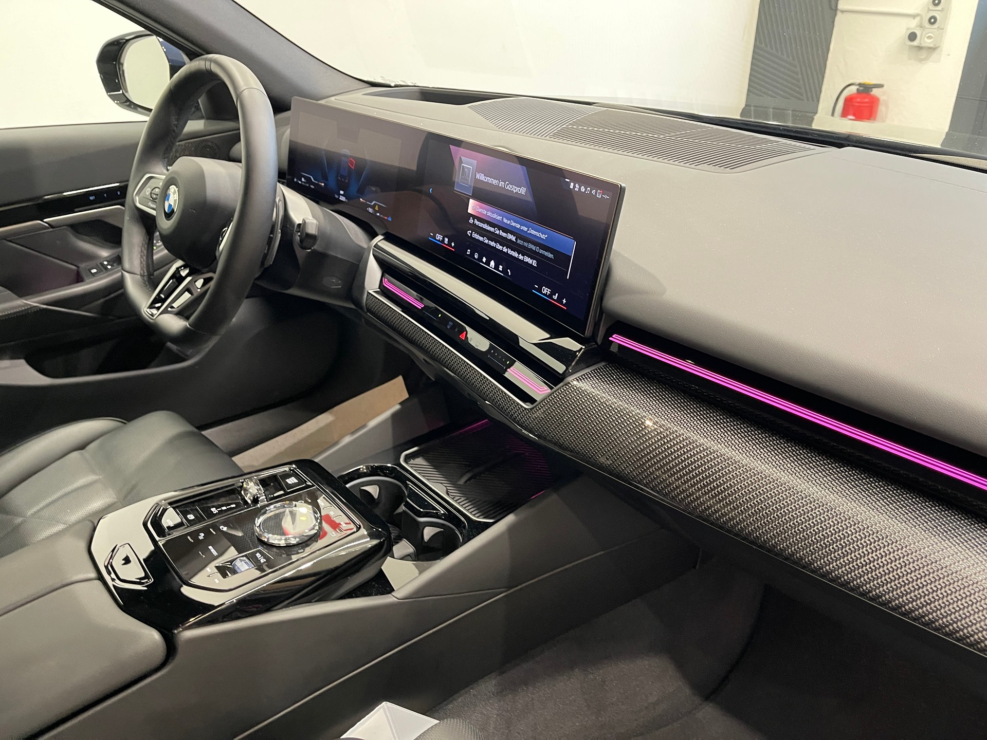 BMW 520i 48V M Sport Steptronic-image-19