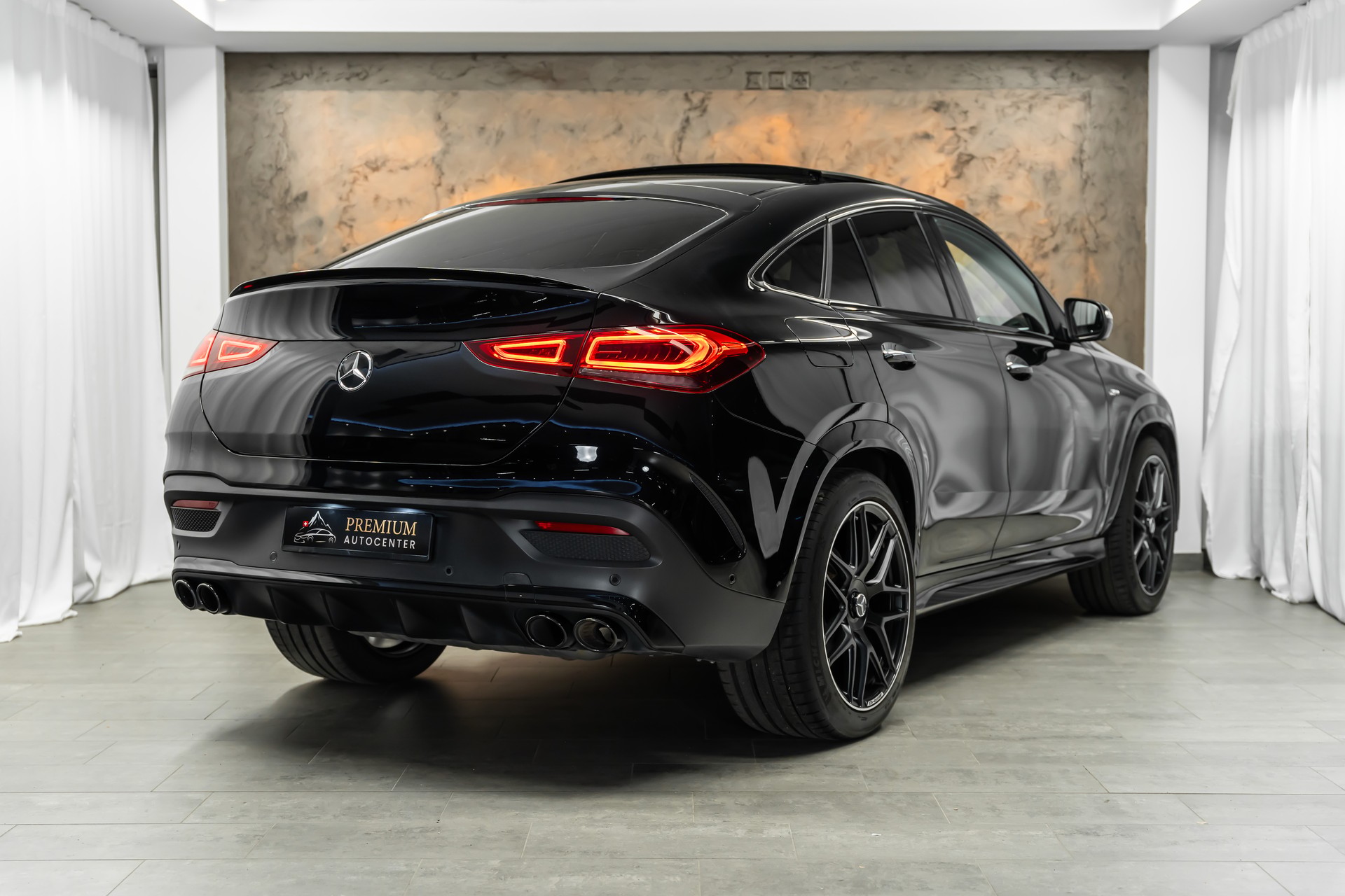 MERCEDES-BENZ GLE Coupé 53 AMG 4Matic+ Speedshift *24 M-Garantie*Panorama*Air-Balance*Sitzbelüftung*-image-6