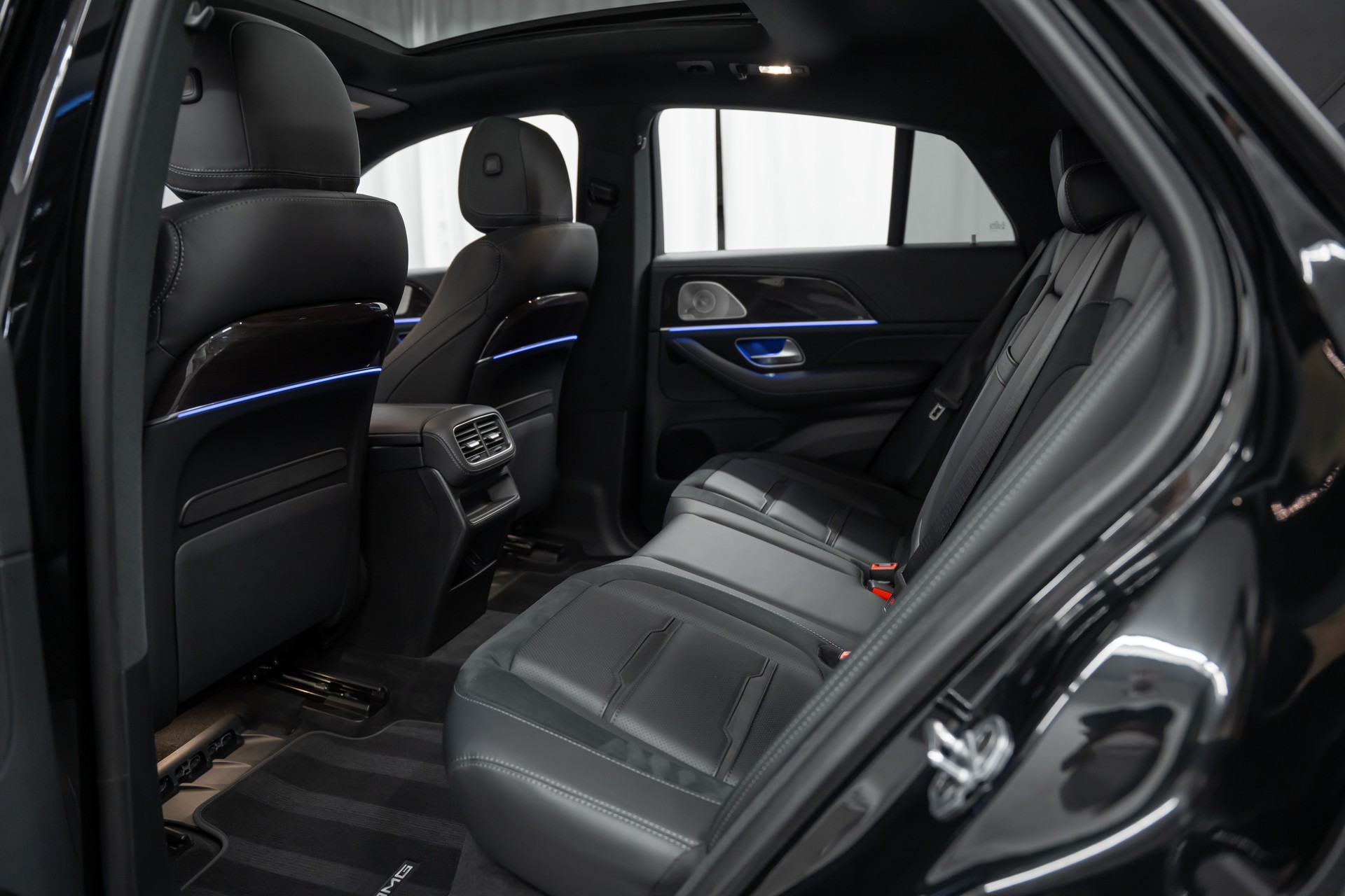 MERCEDES-BENZ GLE Coupé 53 AMG 4Matic+ Speedshift *24 M-Garantie*Panorama*Air-Balance*Sitzbelüftung*-image-13