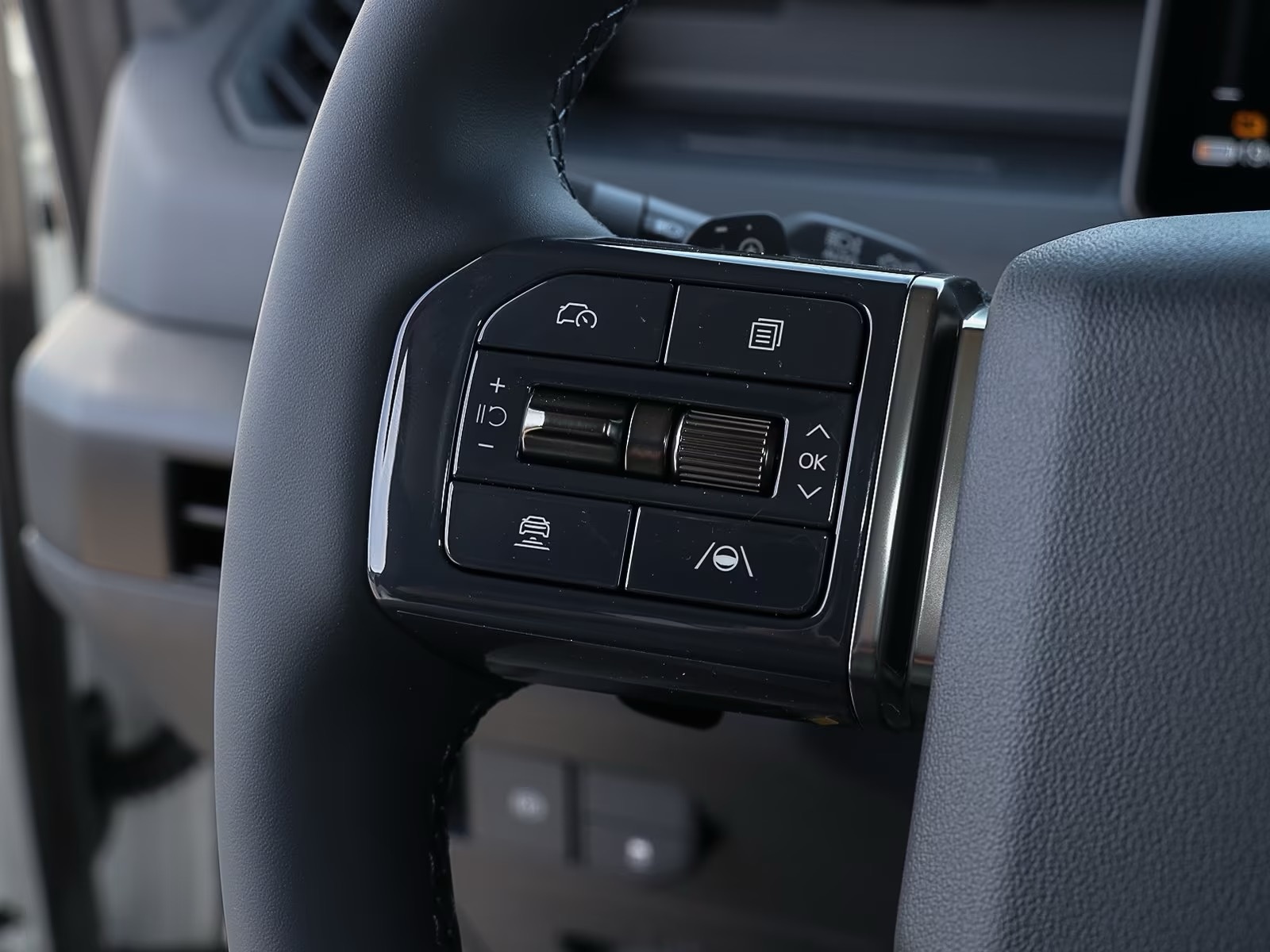 KIA PV5 L2 Cargo Essential-image-9