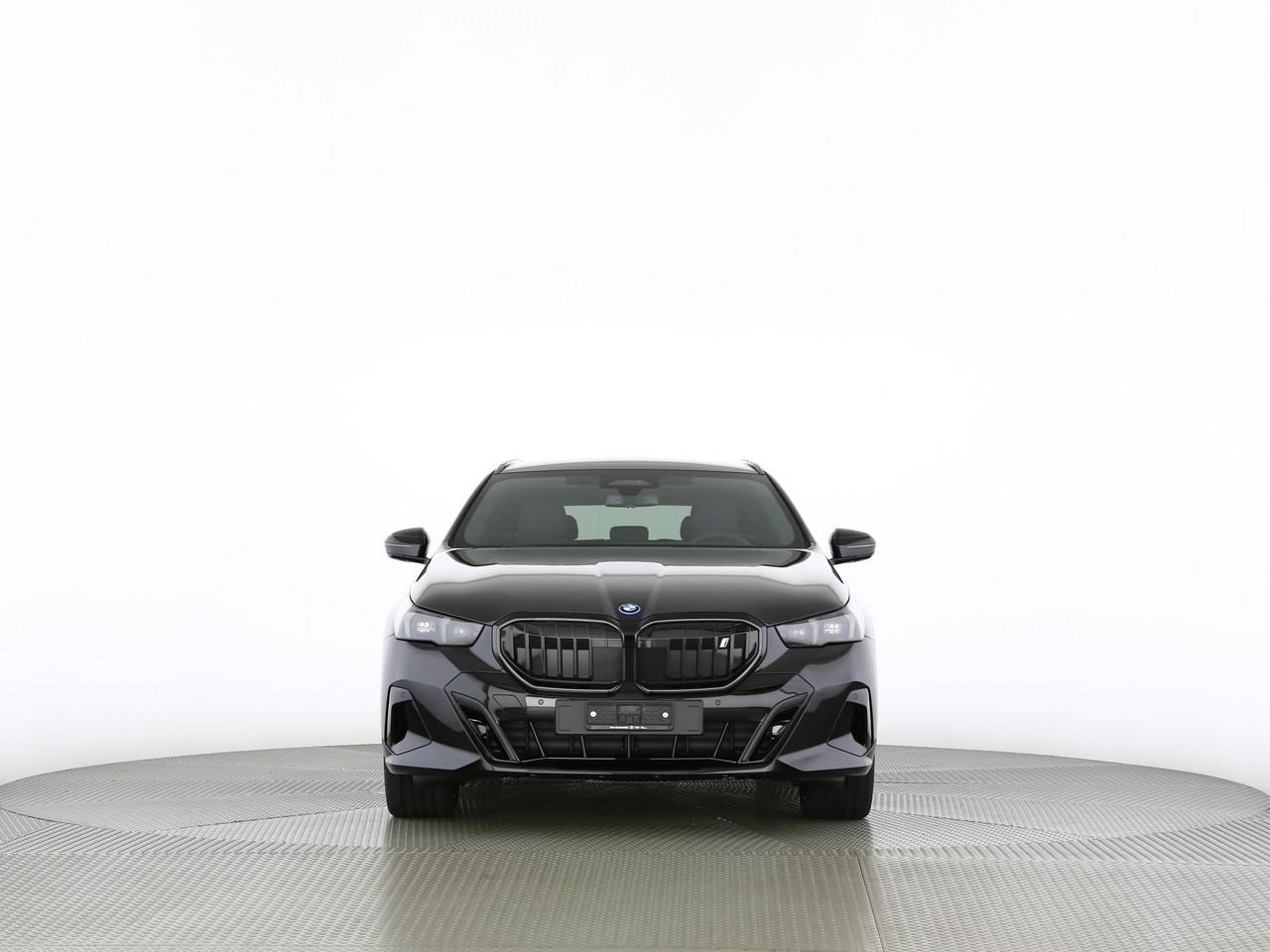 BMW i5 xDrive40 Tour. M Sport-image-24