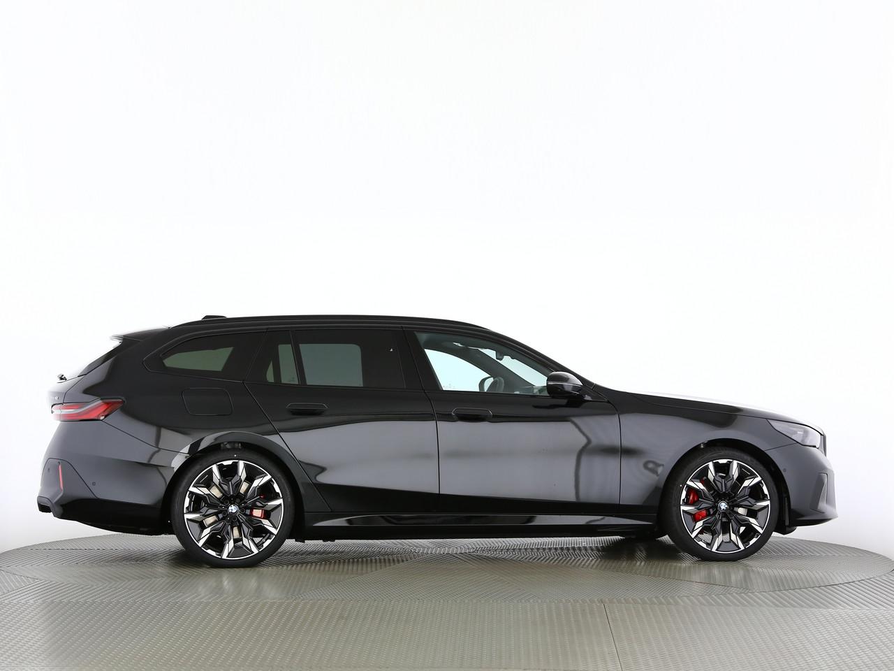 BMW i5 xDrive40 Tour. M Sport-image-17