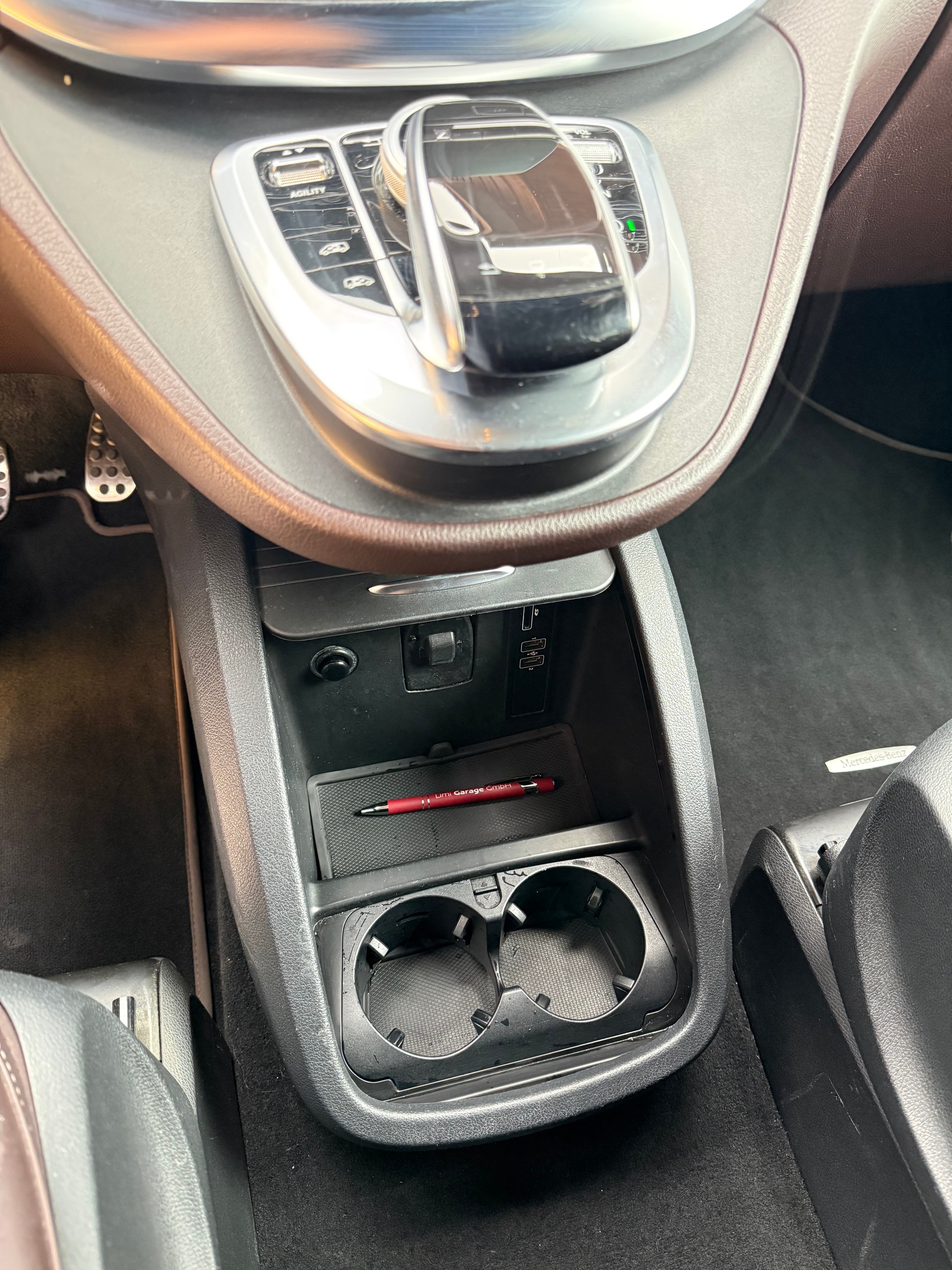 MERCEDES-BENZ V 250 BlueTEC Edition 1 lang 7G-Tronic-image-11
