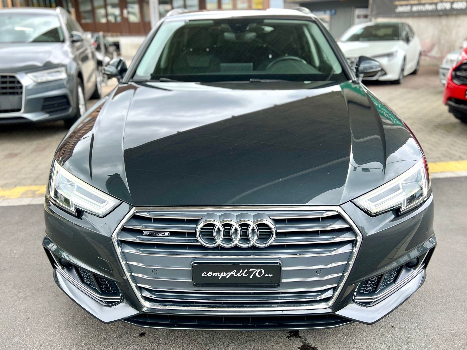 AUDI A4 Avant 2.0 TDI S-Line Sport quattro S-tronic-showroom-element-1