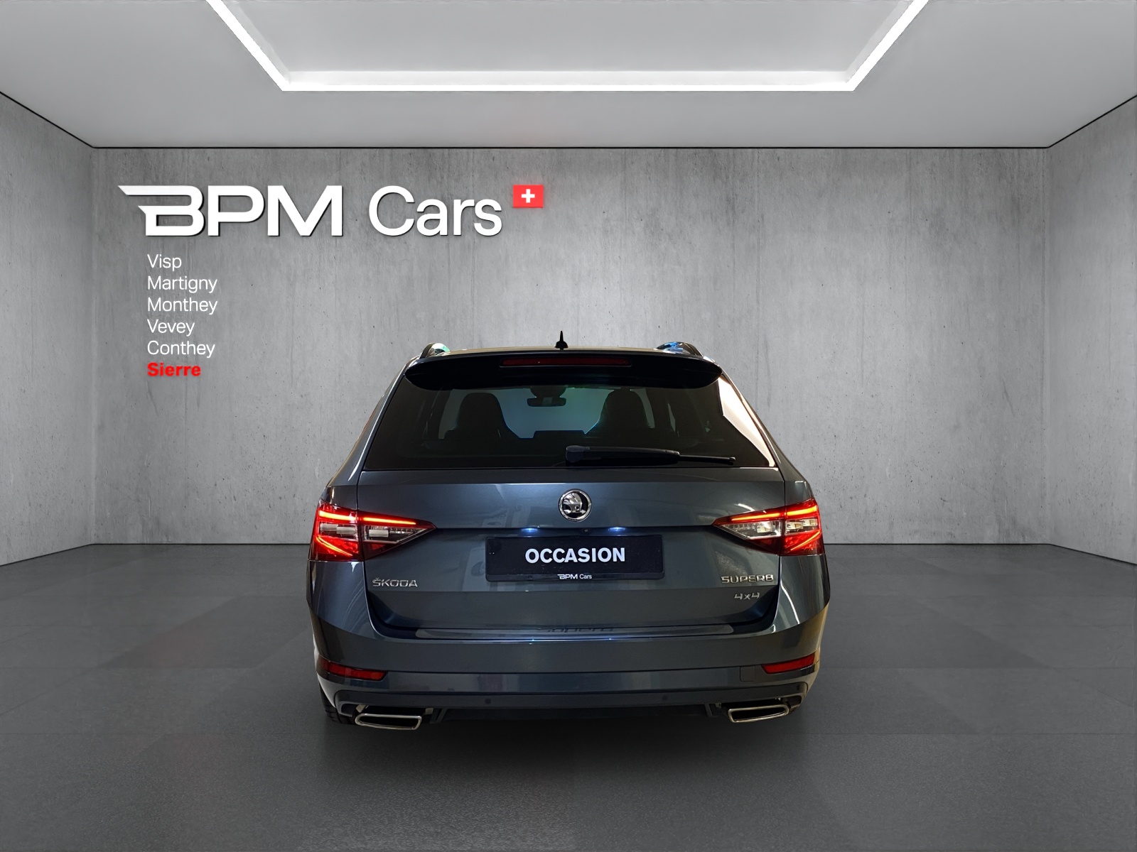 SKODA Superb Combi 2.0 TSI SportLine+ DSG 4x4-showroom-element-3