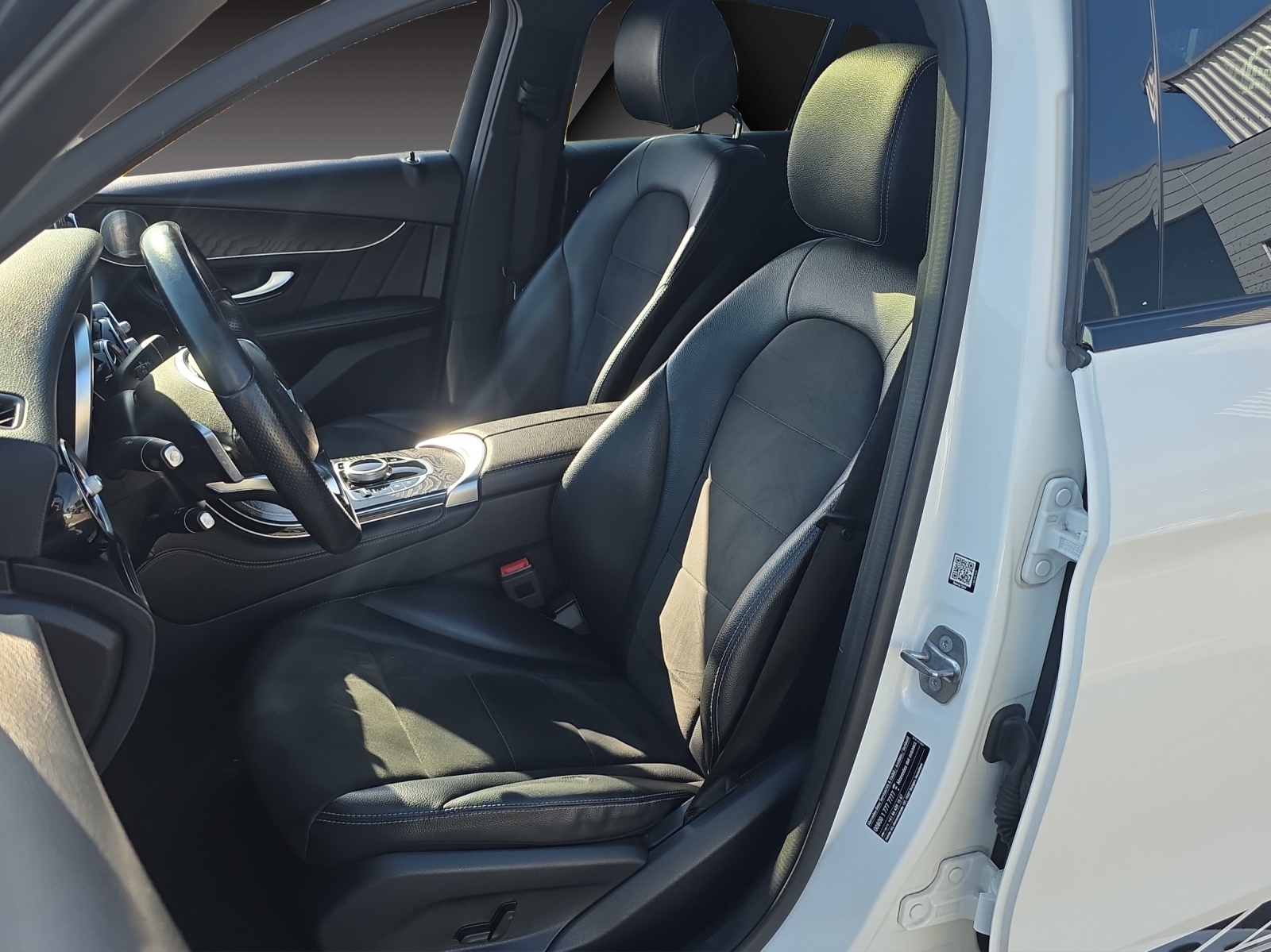 MERCEDES-BENZ GLC Coupé 250 d AMG Line 4Matic 9G-Tronic-image-14