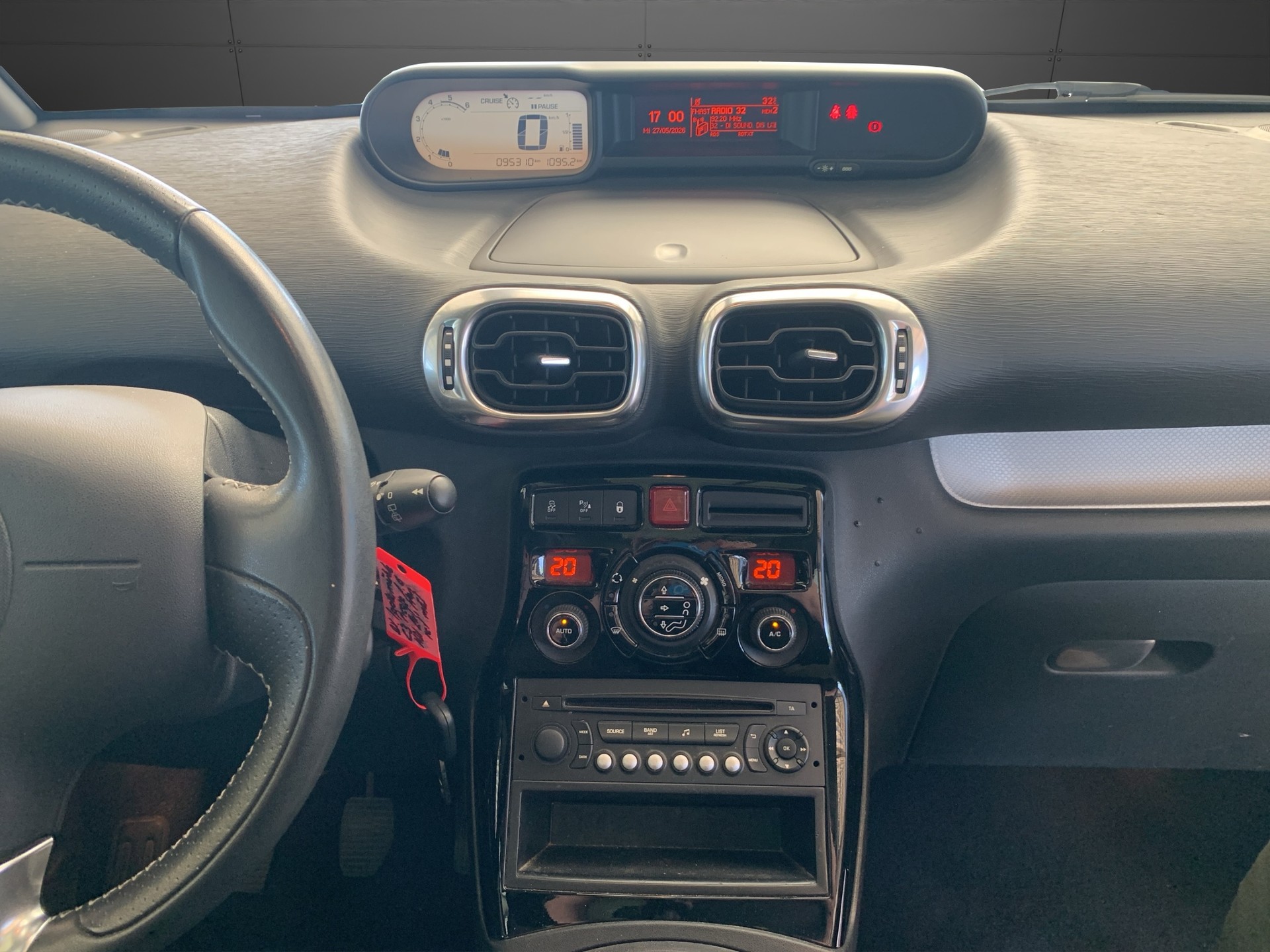 CITROEN C3 Picasso 1.6 HDi 115 Exclusive-image-12