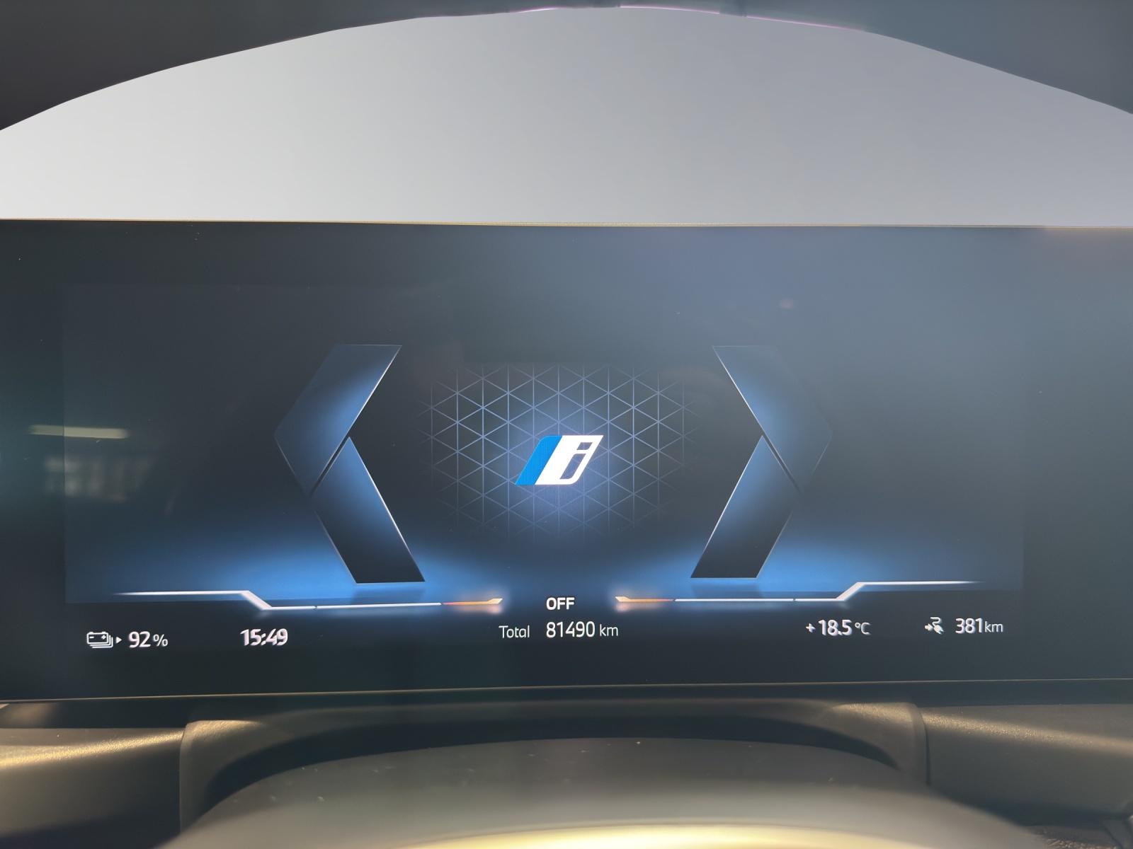 BMW i4 eDrive40-image-6