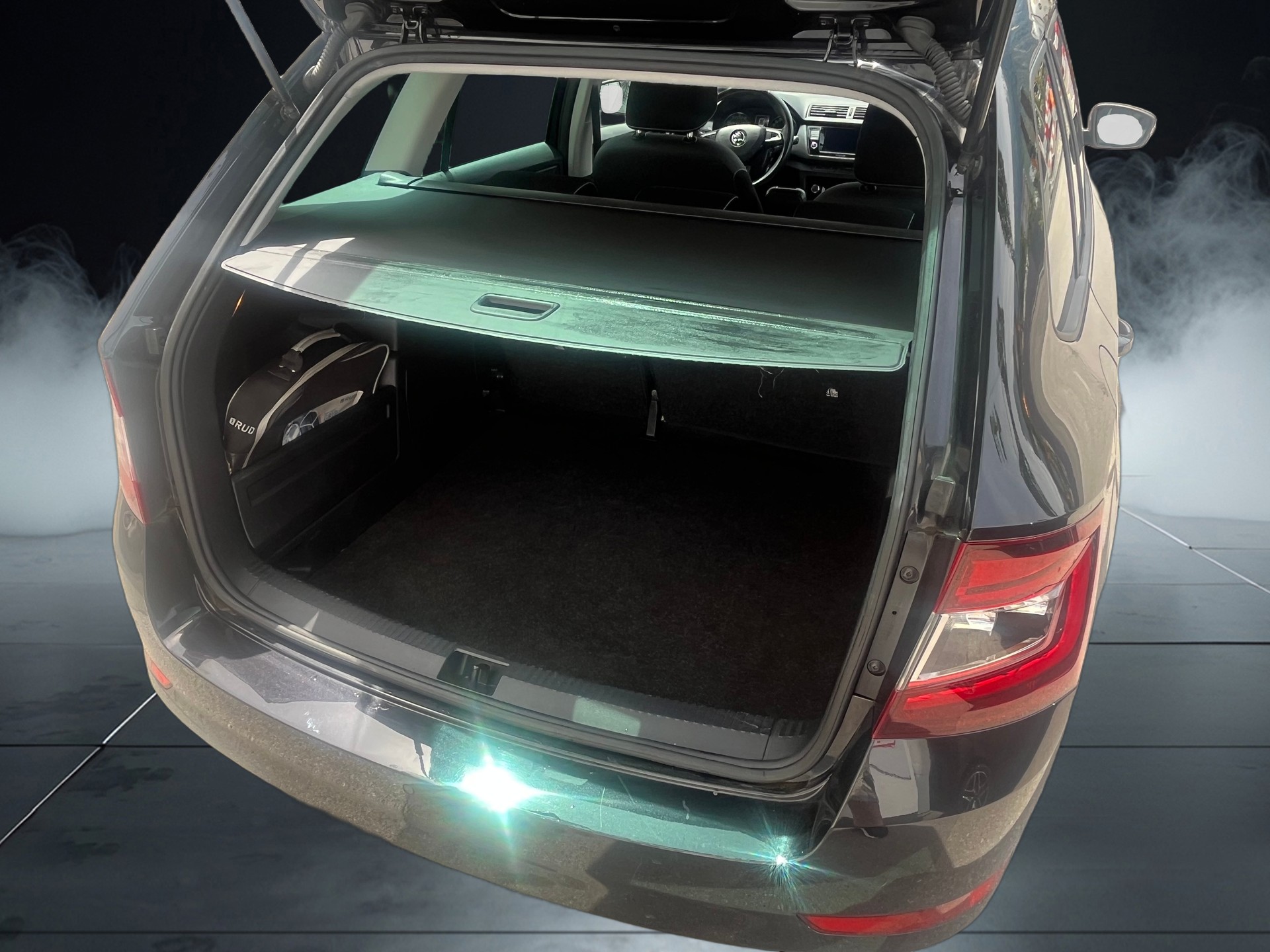 SKODA Fabia Combi 1.0 TSI Style-image-12