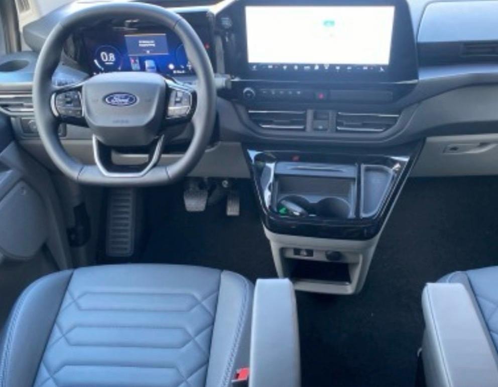 FORD Tourneo Bus 320 L2H1 TitaniumX Automat 4x4-image-4
