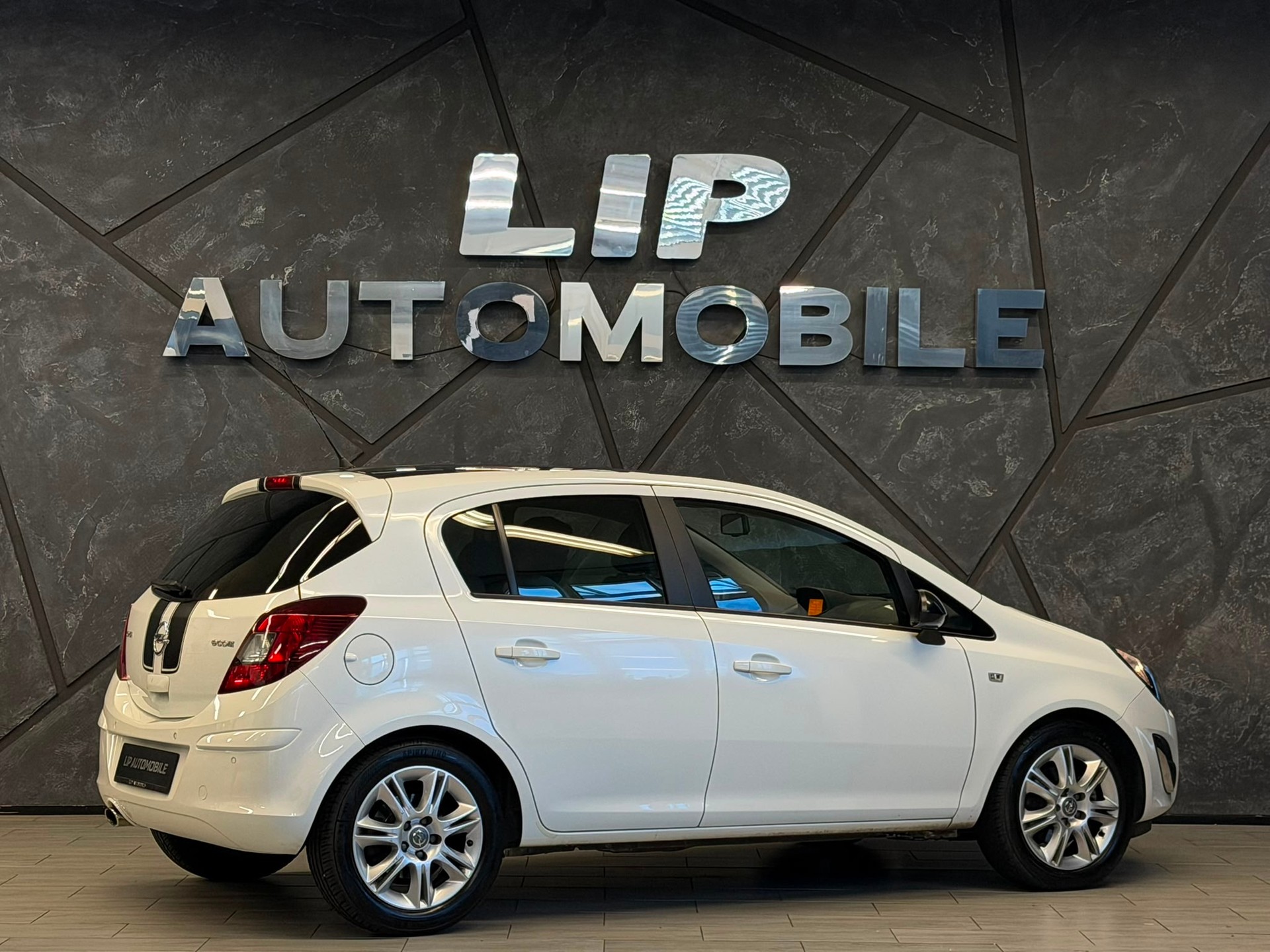 OPEL Corsa 1.4 Turbo Color Edition-image-5