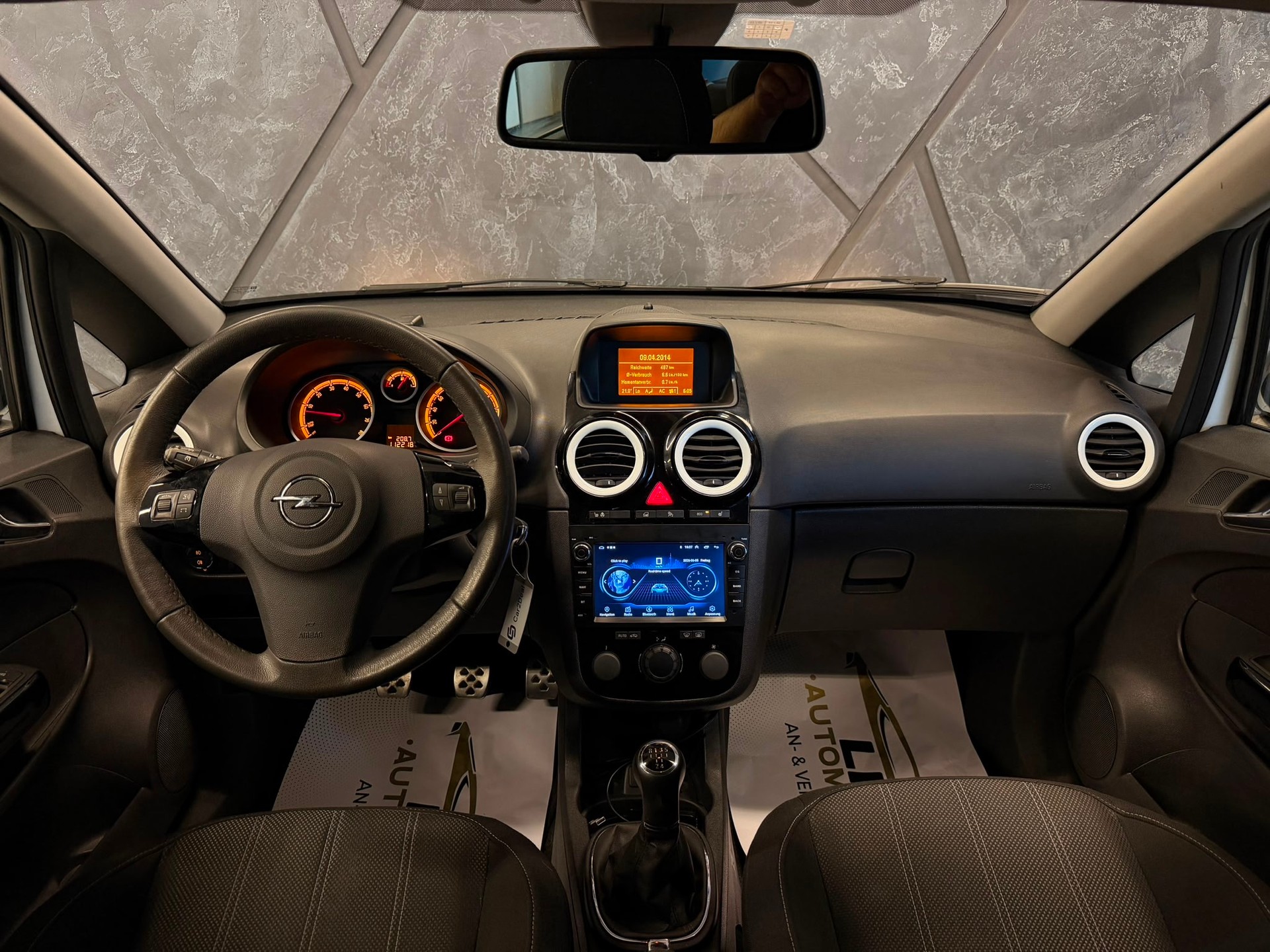 OPEL Corsa 1.4 Turbo Color Edition-image-8