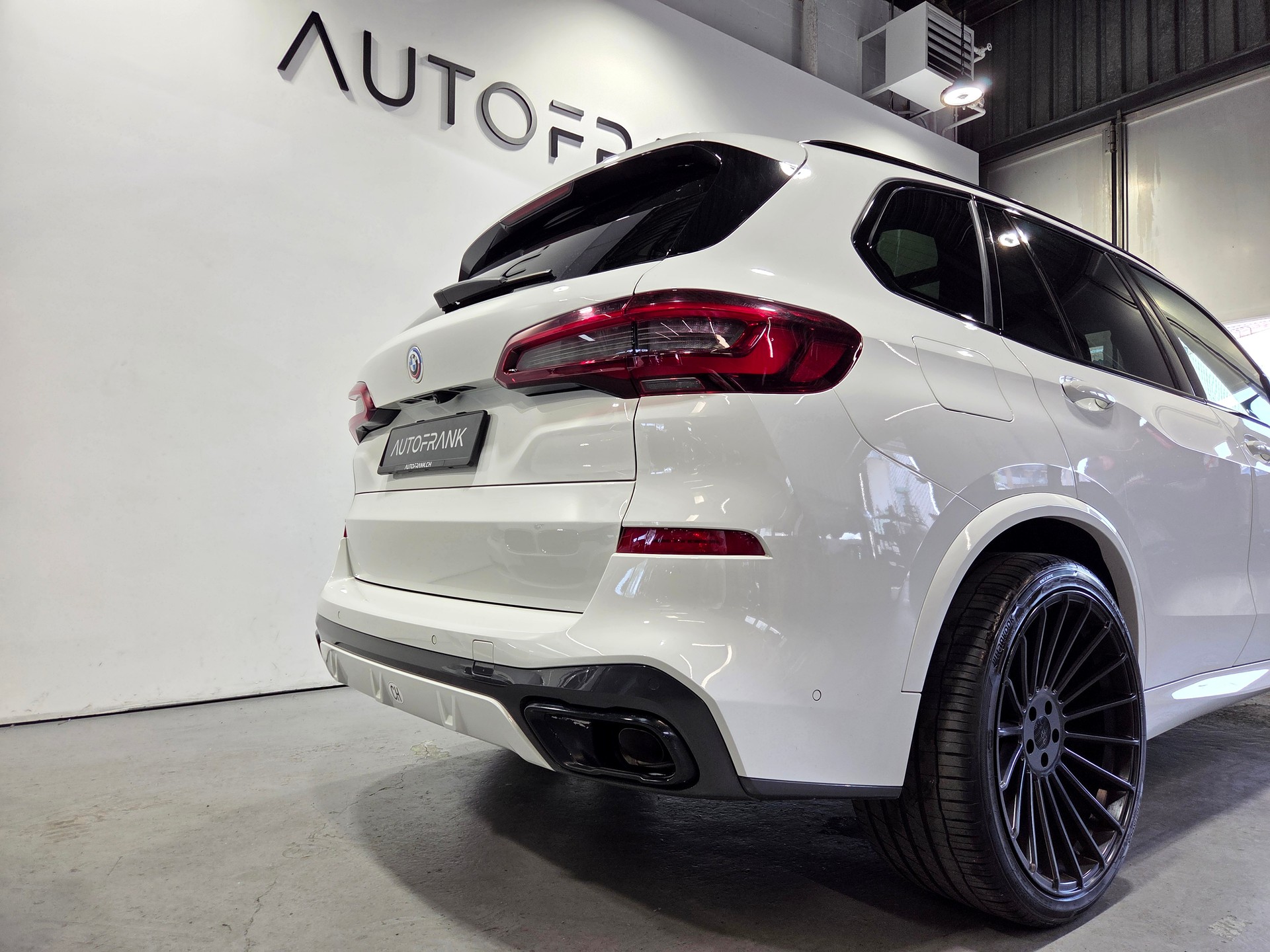 BMW X5 30d xDrive M-Sport-image-11