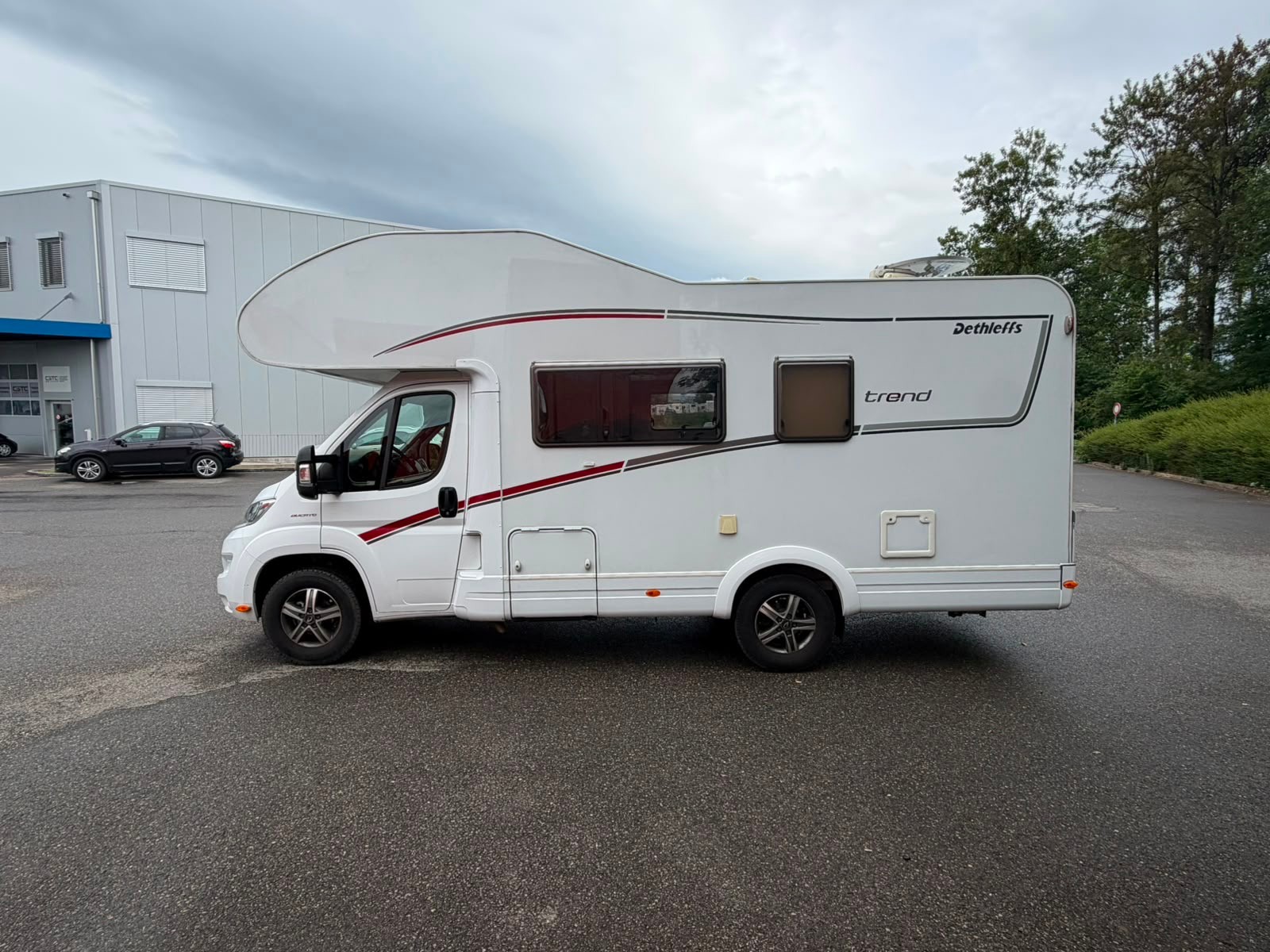 DETHLEFFS Fiat Ducato Dethleffs Trend A 5887 | 6 Plätze | 459kg Nutzlast | Frisch MFK & Garantie-showroom-element-3