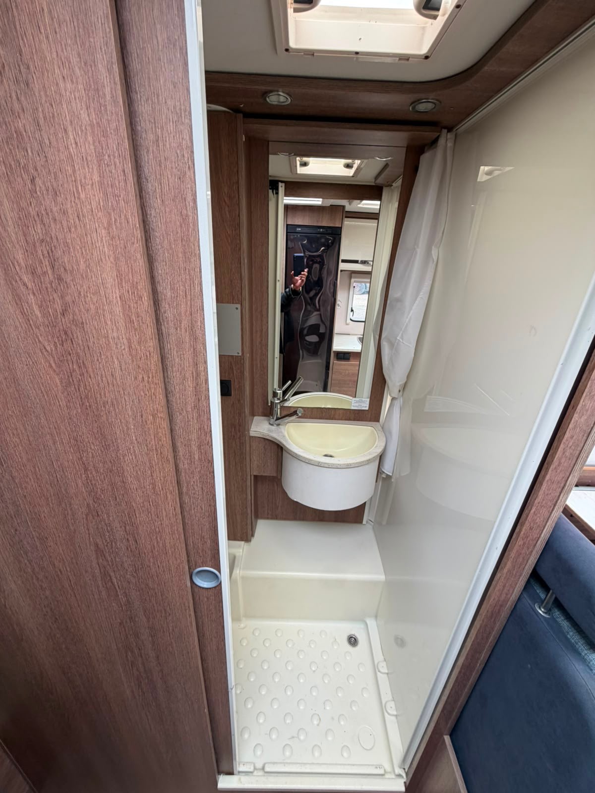 DETHLEFFS Fiat Ducato Dethleffs Trend A 5887 | 6 Plätze | 459kg Nutzlast | Frisch MFK & Garantie-image-19