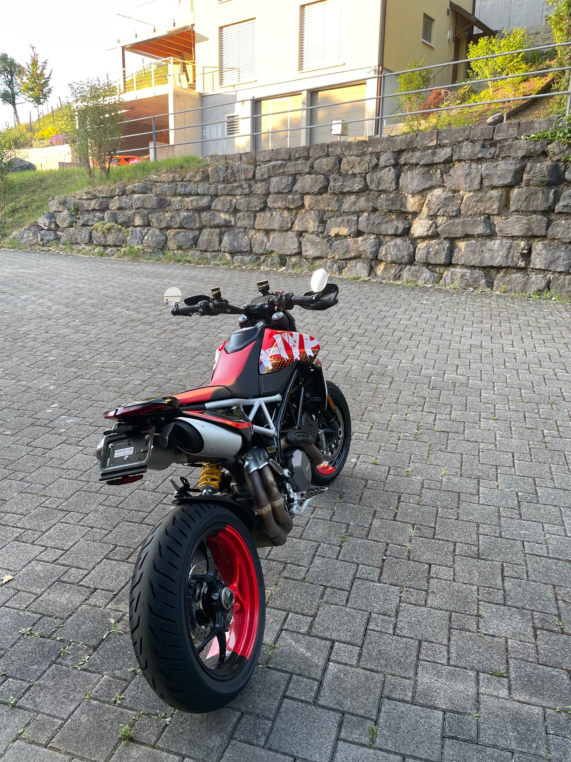 DUCATI Hypermotard 950 RVE-image-2