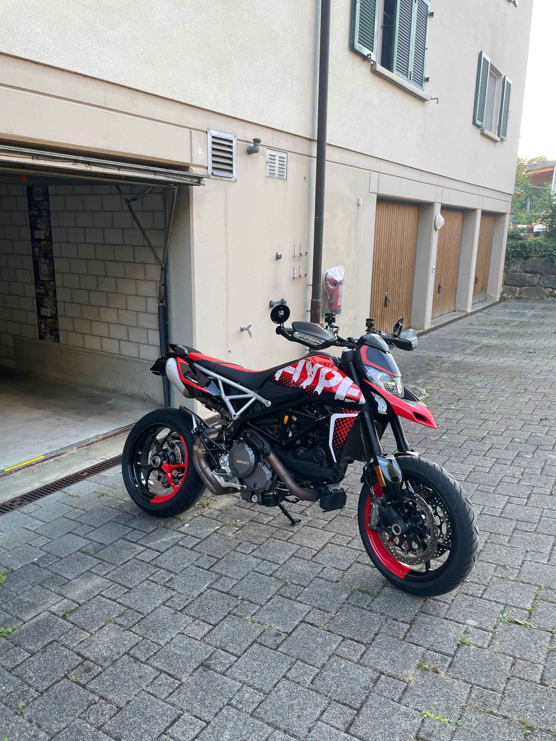 DUCATI Hypermotard 950 RVE-image-0