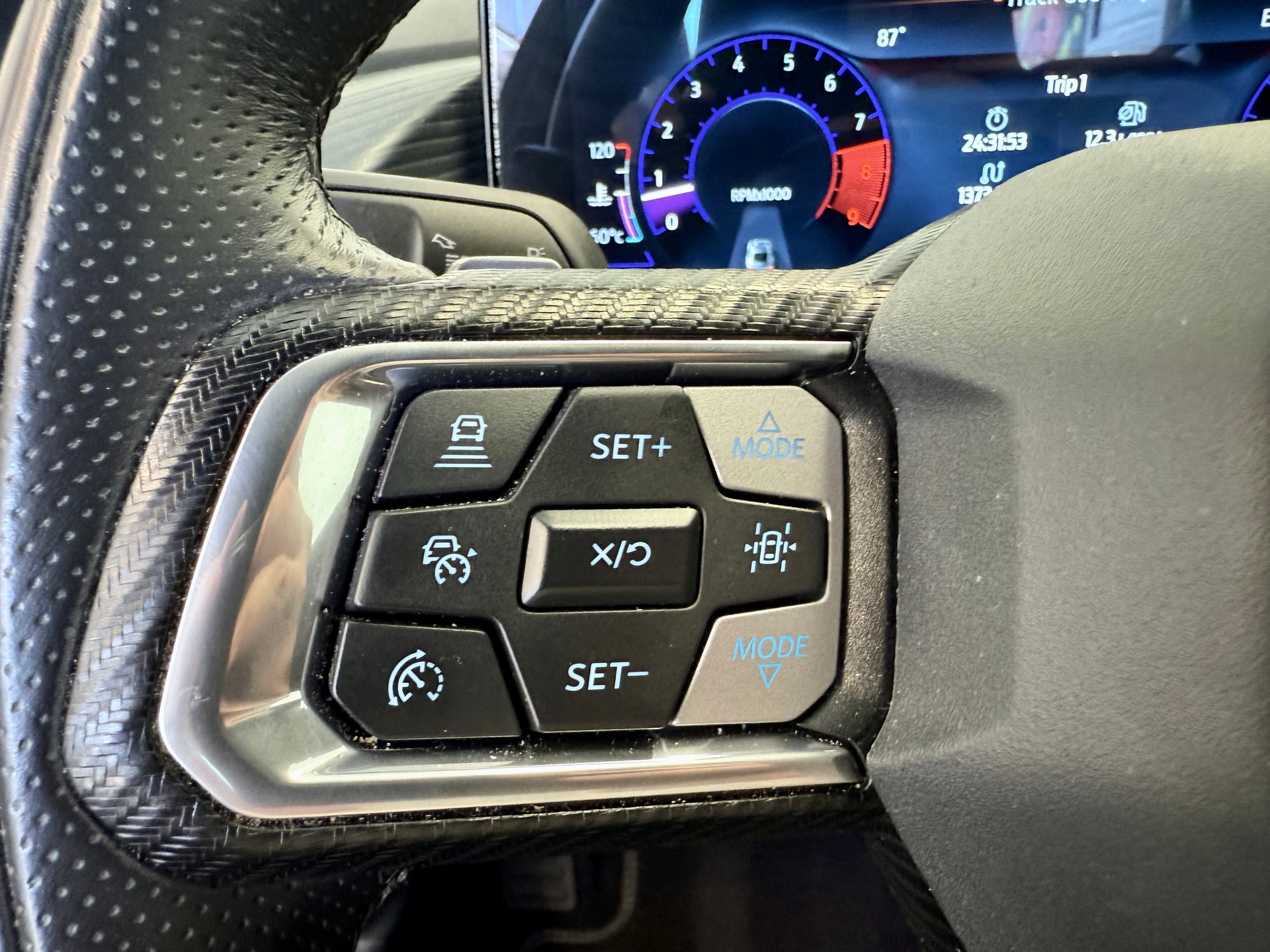 FORD Mustang Fastback 5.0 V8 GT Automat-image-21
