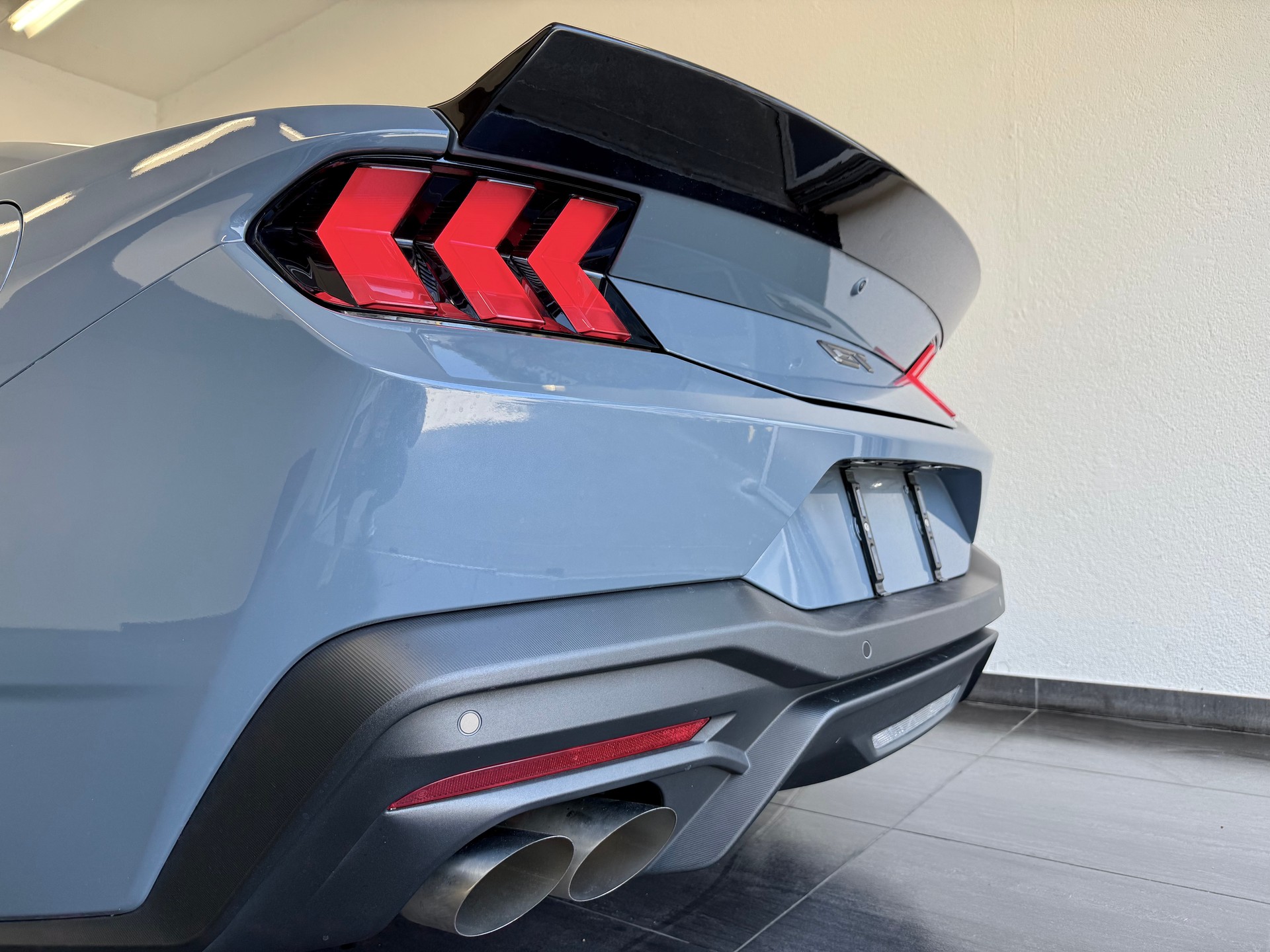 FORD Mustang Fastback 5.0 V8 GT Automat-image-12