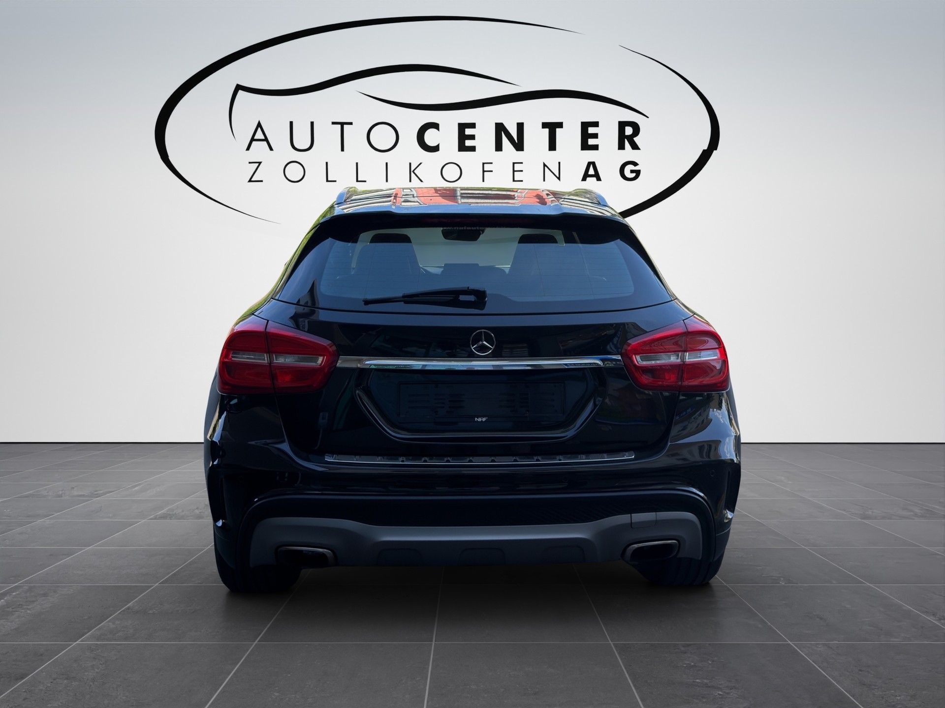 MERCEDES-BENZ GLA 250 AMG Line 4Matic 7G-DCT-image-7