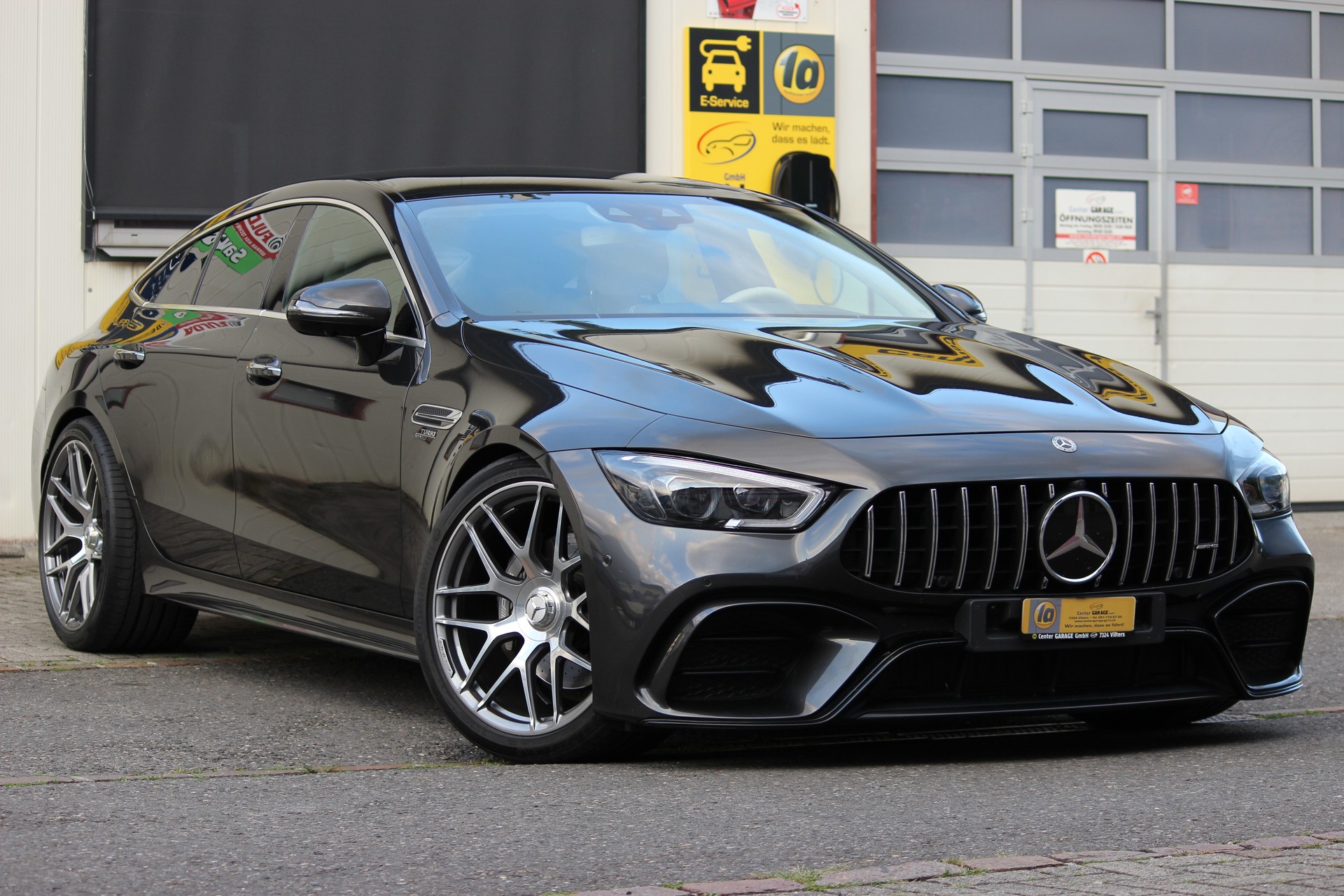 MERCEDES-BENZ AMG GT 4 53 4Matic+ Speedshift TCT-showroom-element-2