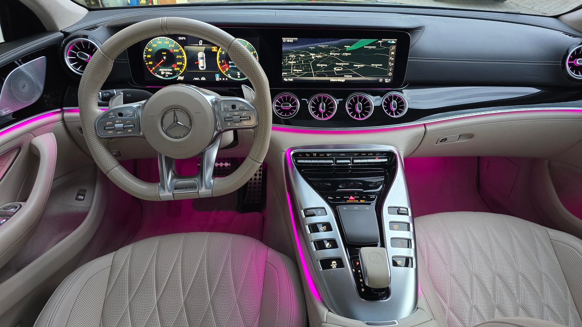 MERCEDES-BENZ AMG GT 4 53 4Matic+ Speedshift TCT-image-14