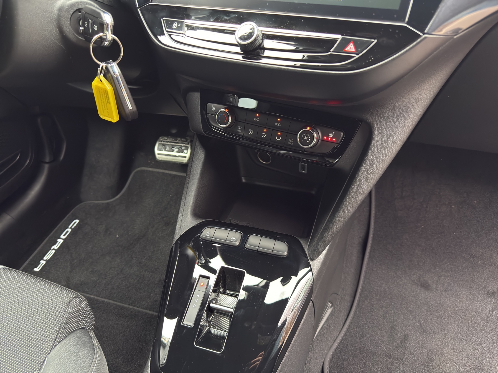 OPEL Corsa F 1.2 Turbo Hybrid VIVA-image-19