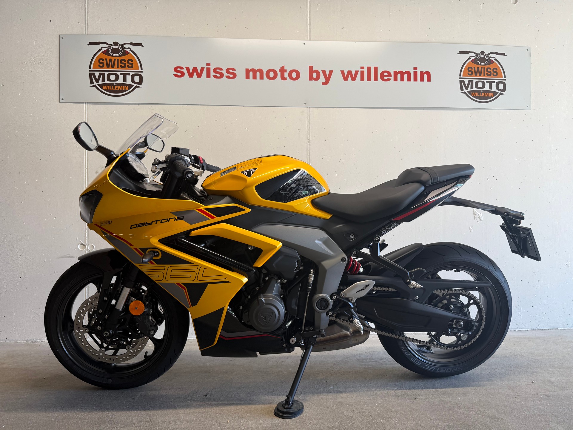 TRIUMPH Daytona 660-image-0