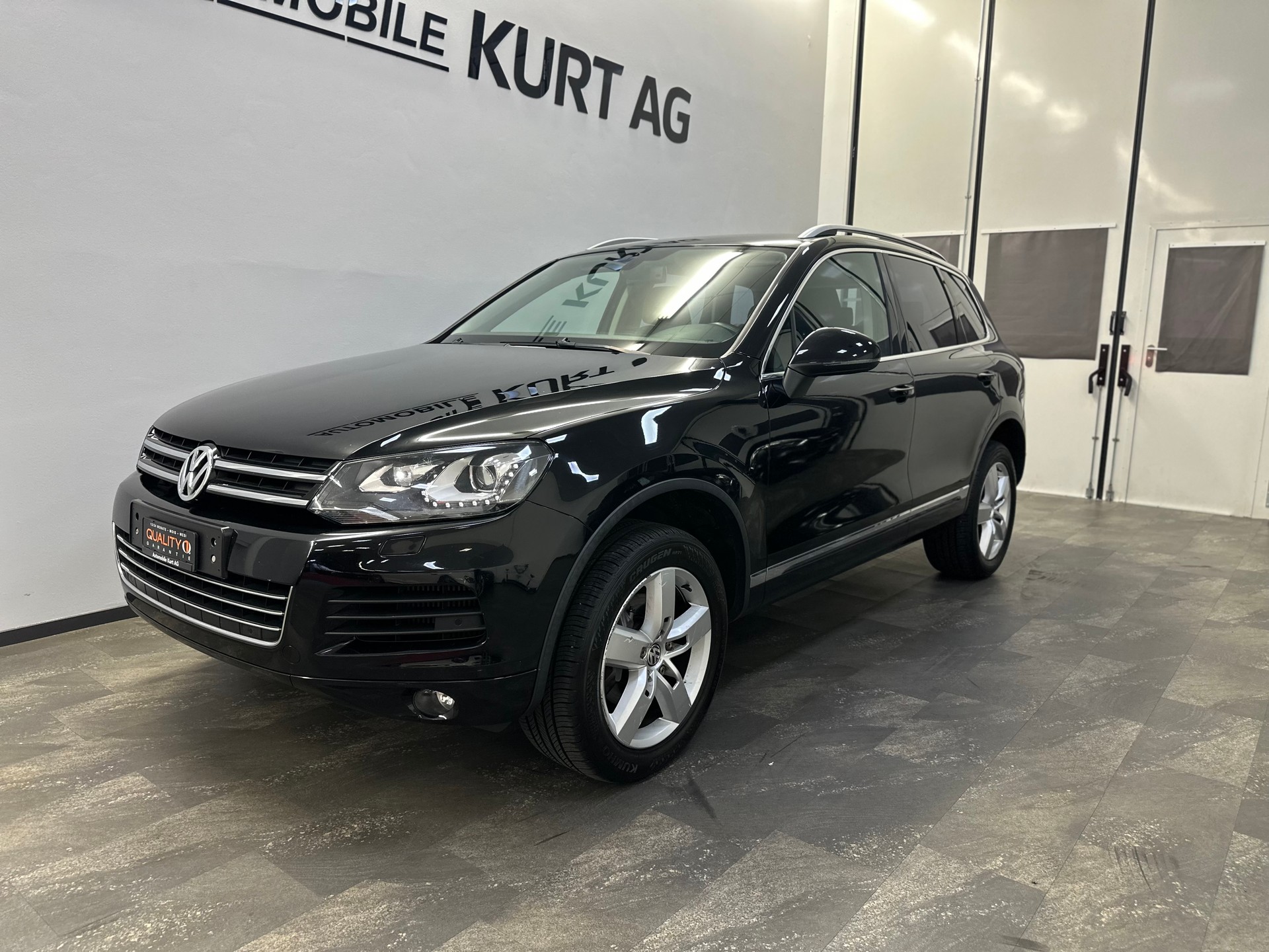 VW Touareg 3.0 TDI BlueMotion Technology Tiptronic-image-5