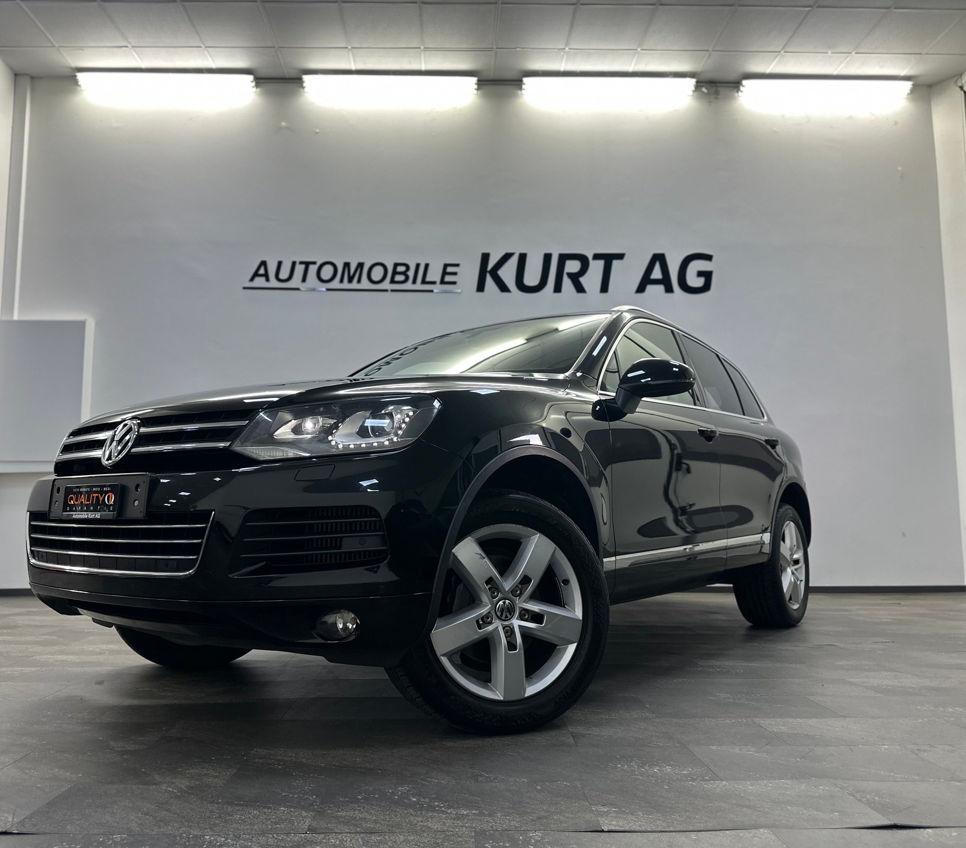 VW Touareg 3.0 TDI BlueMotion Technology Tiptronic-showroom-element-1