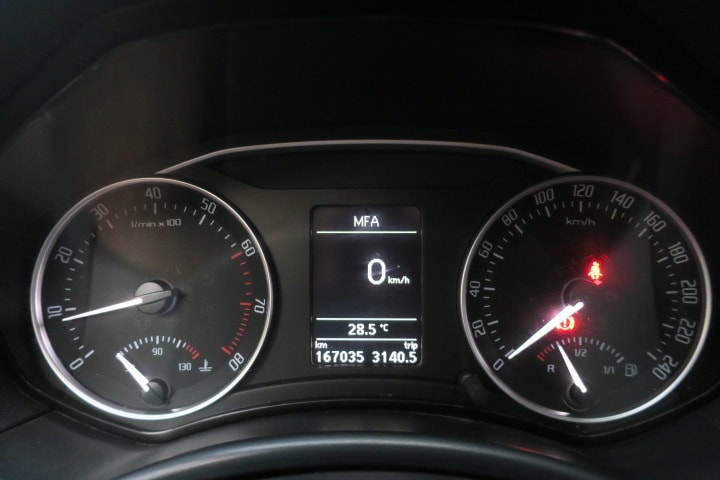 SKODA Octavia Combi 1.8 TSI Adventure 4x4-image-9
