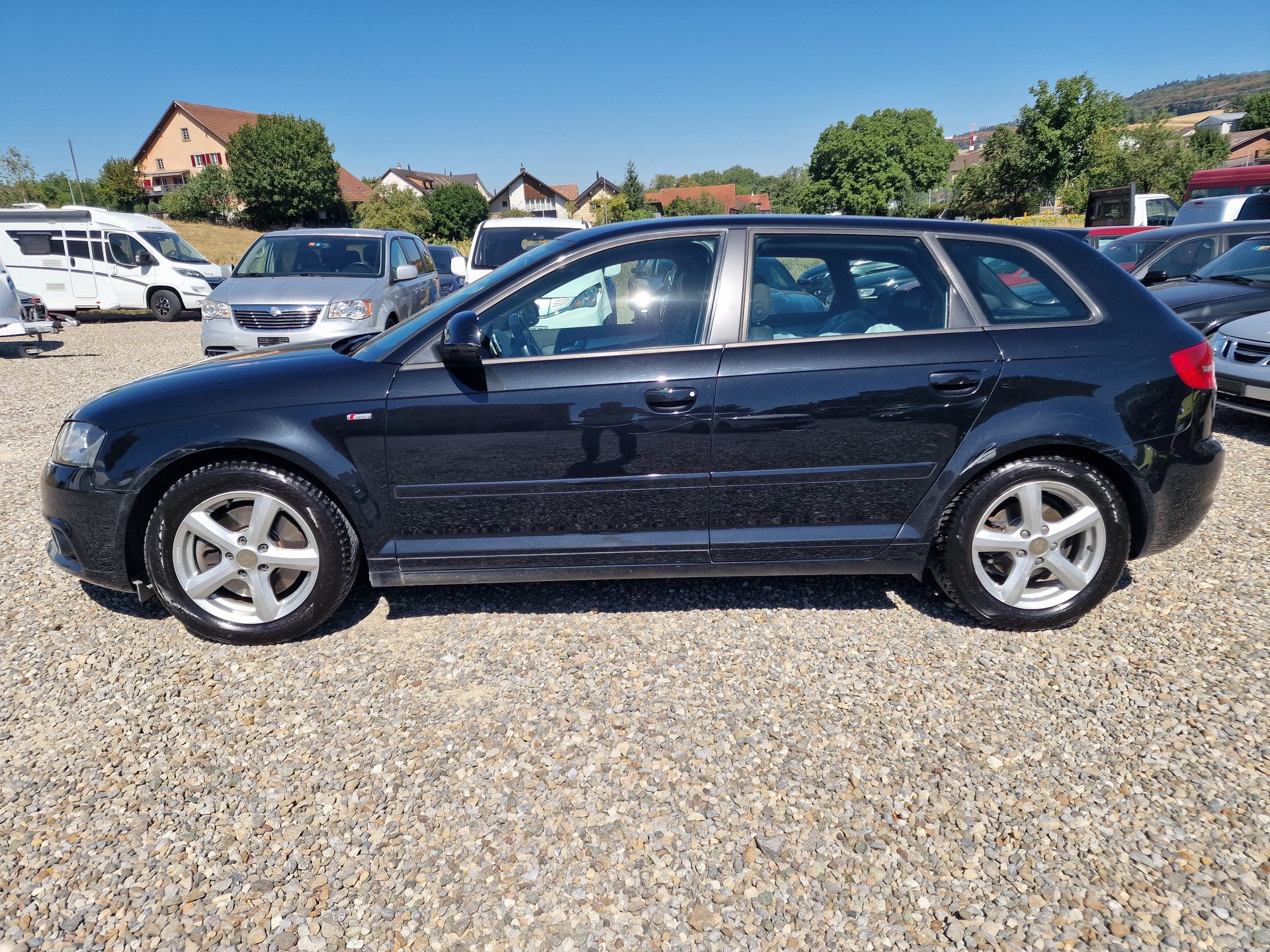 AUDI A3 Sportback 2.0 TFSI Ambiente quattro S-tronic S-Line-image-1