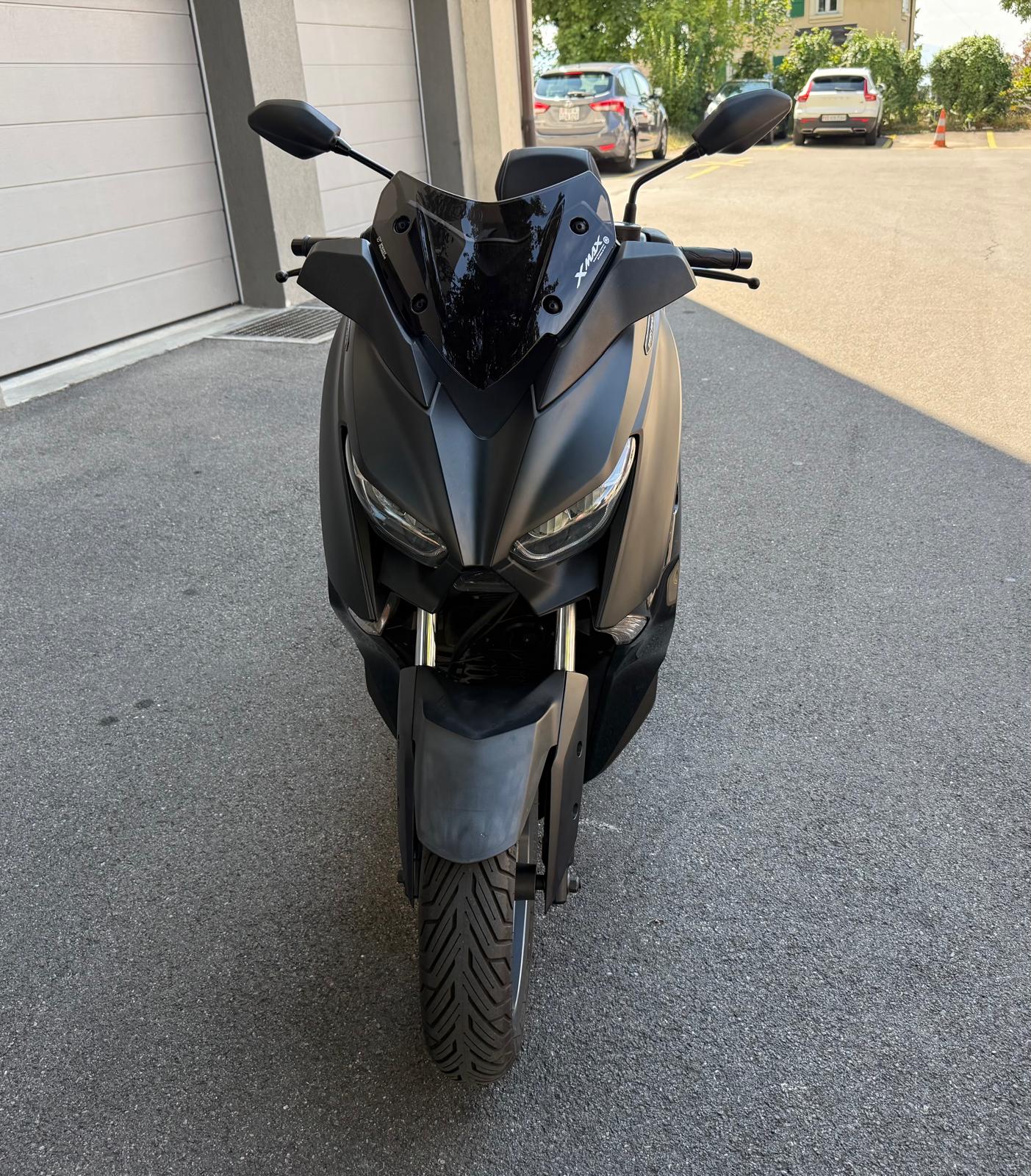 YAMAHA X-Max 300 Iron Max ABS-image-6
