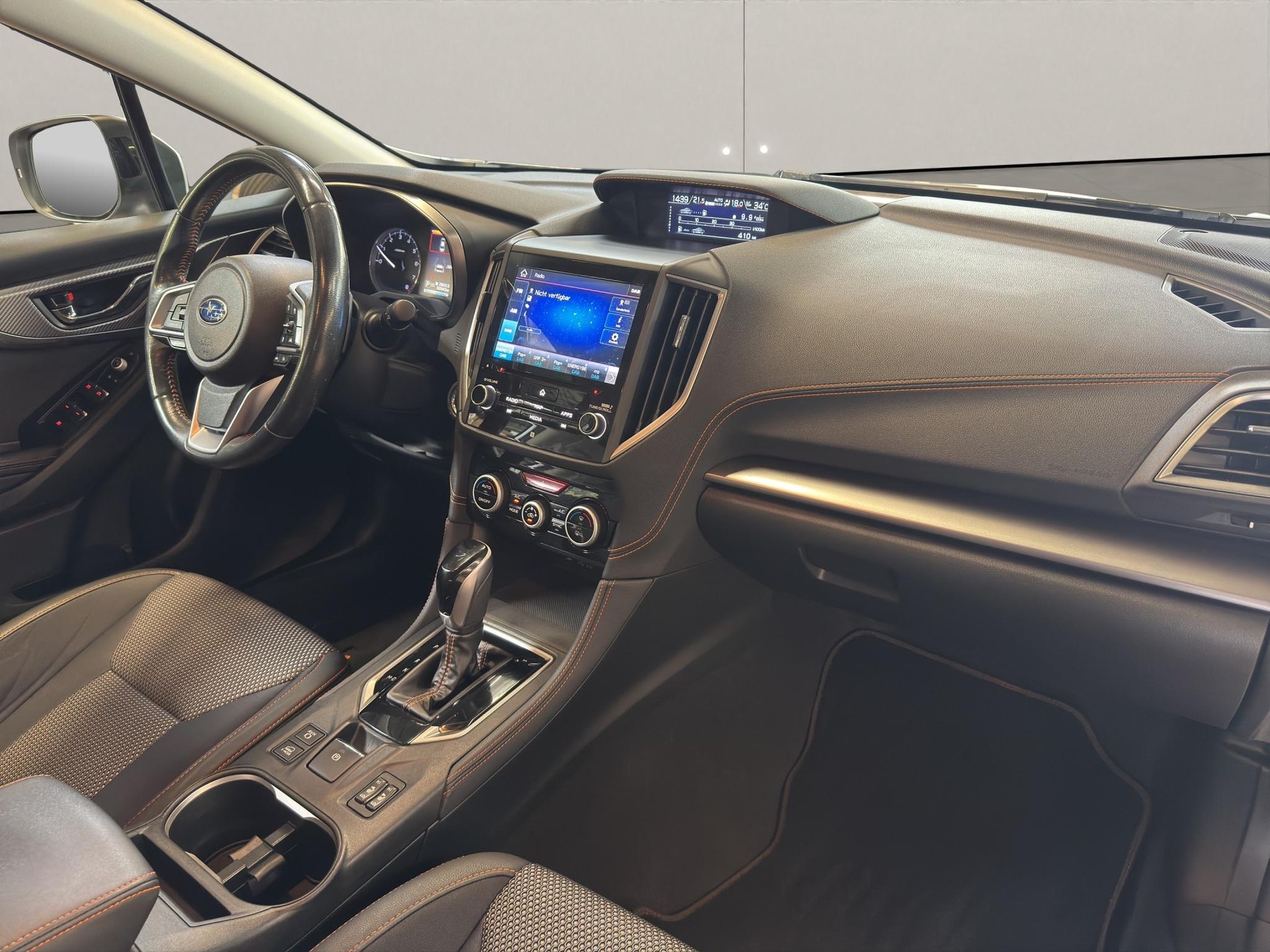 SUBARU XV 2.0i e-Boxer Swiss Plus-image-8