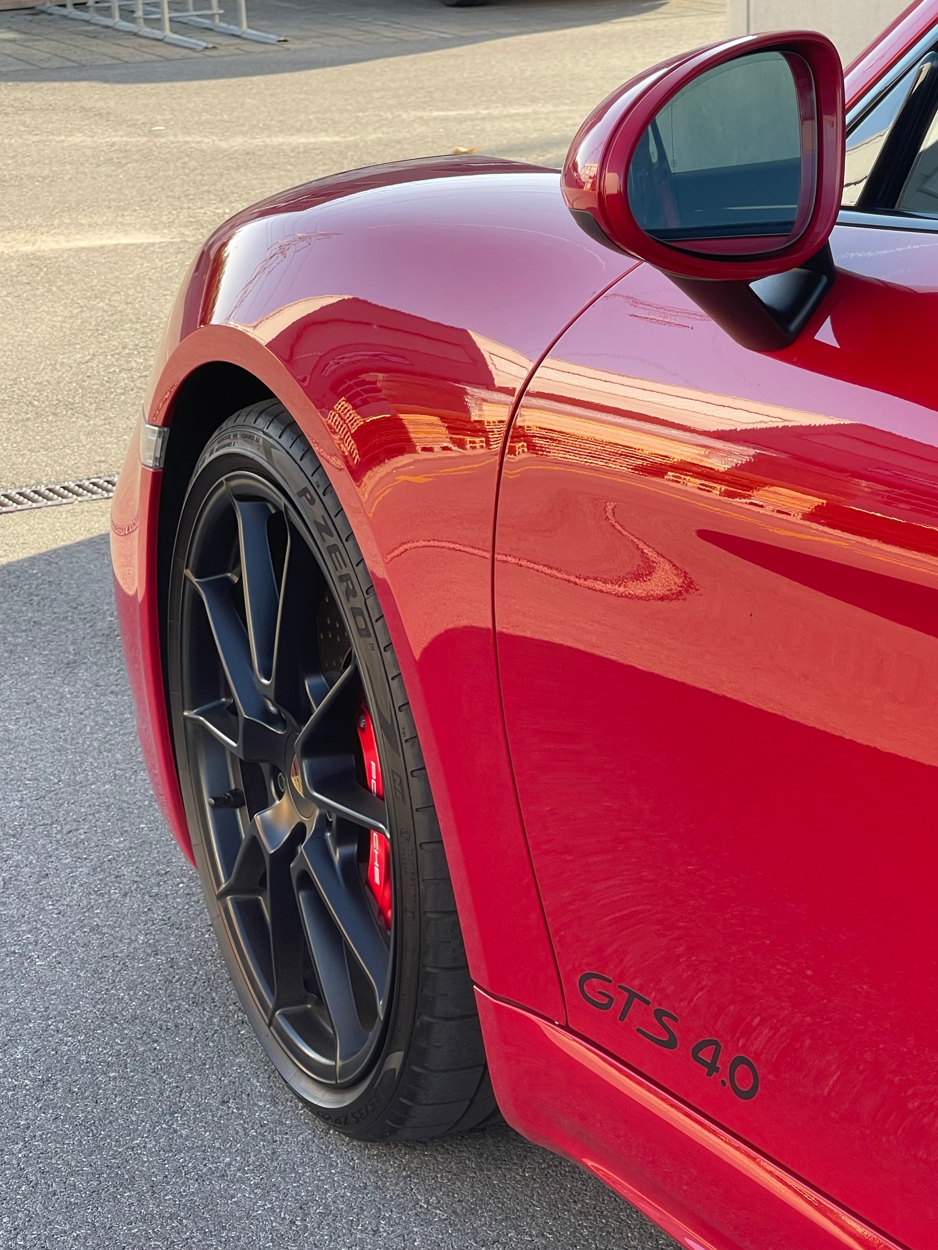 PORSCHE 718 Cayman GTS 4.0 PDK-image-3