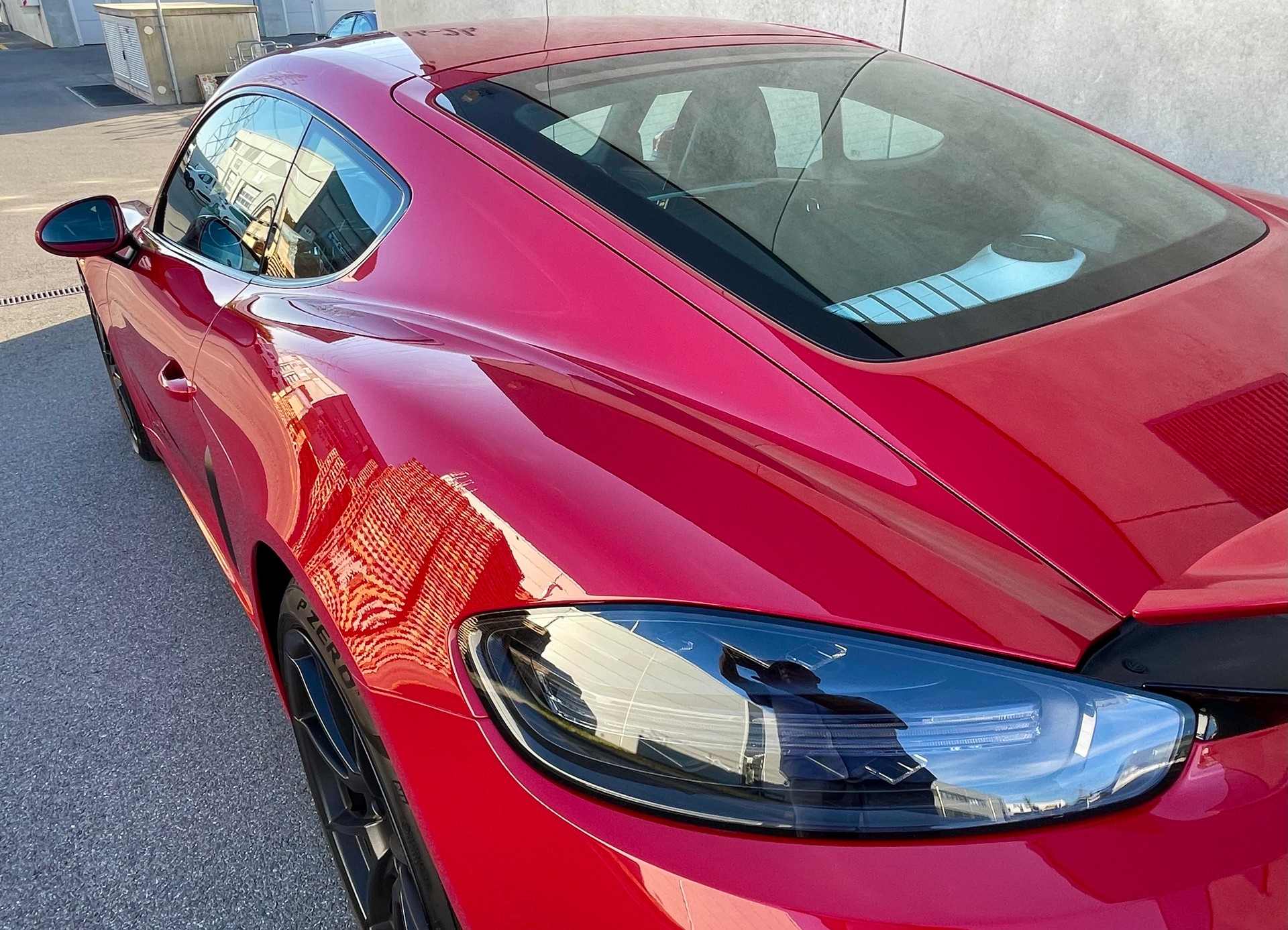 PORSCHE 718 Cayman GTS 4.0 PDK-image-12