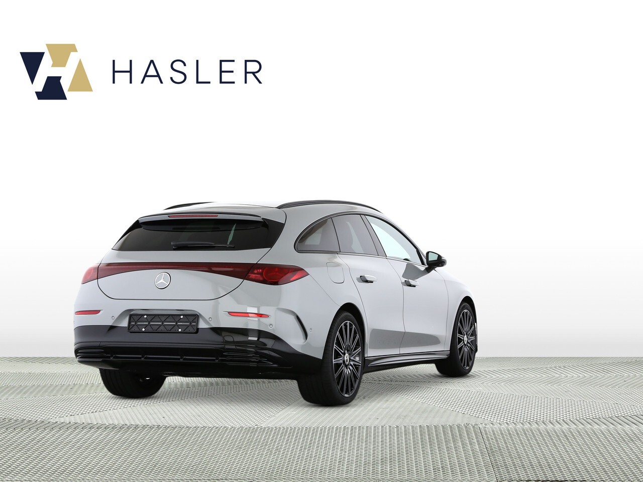 MERCEDES-BENZ CLA Shooting Brake 350 4Matic 85 kWh EQ-image-4