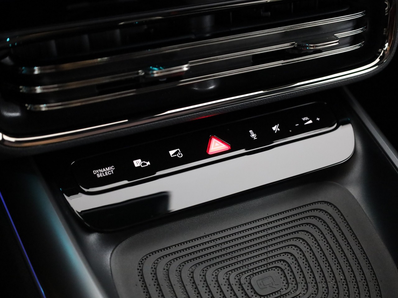 MERCEDES-BENZ CLA Shooting Brake 350 4Matic 85 kWh EQ-image-14
