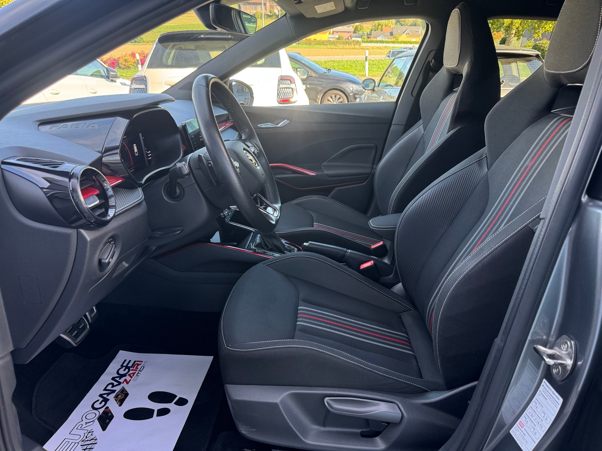 SKODA Fabia 1.0 TSI Monte Carlo DSG-showroom-element-1