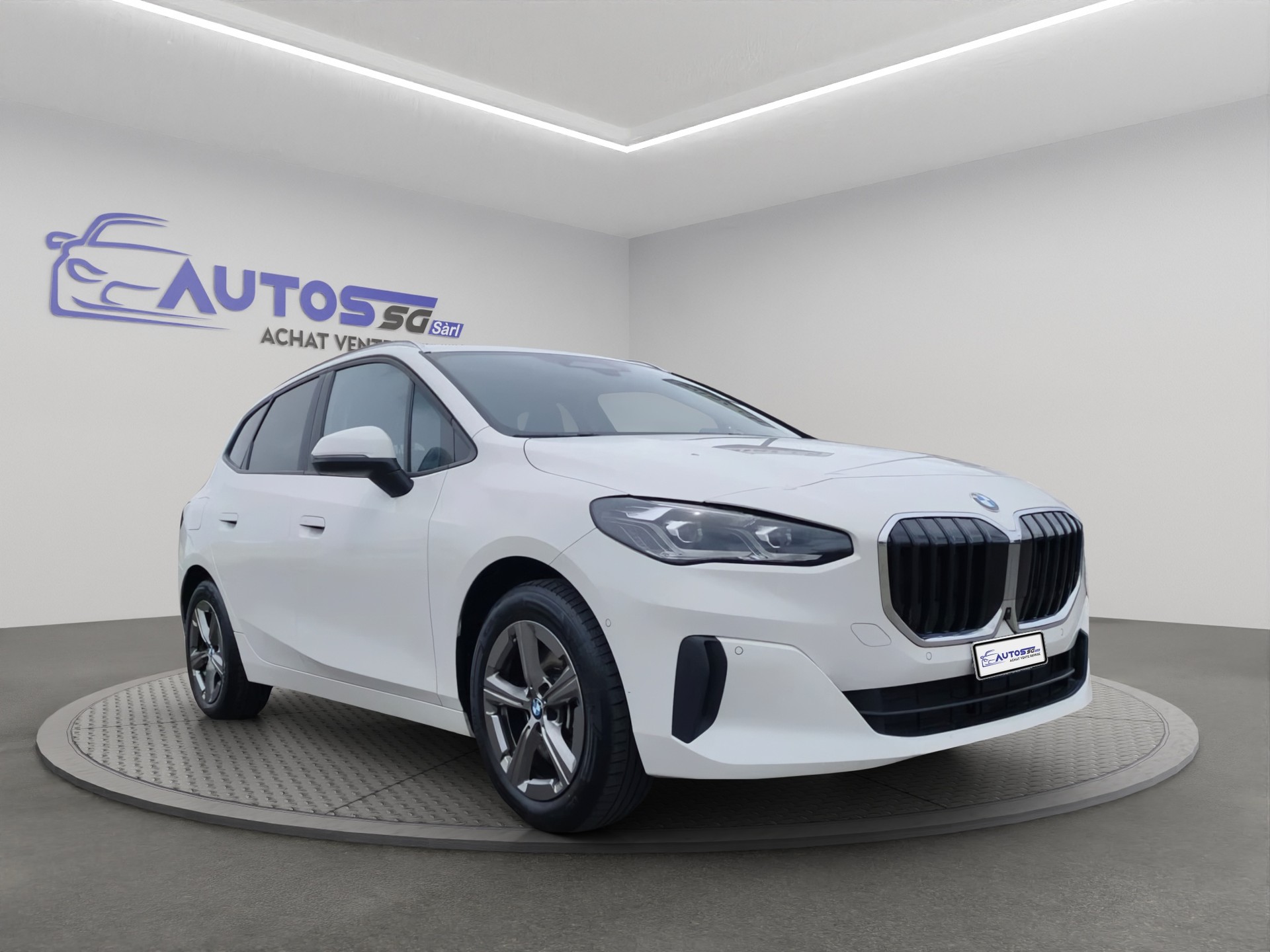 BMW 223d Active Tourer xDrive DKG-image-1
