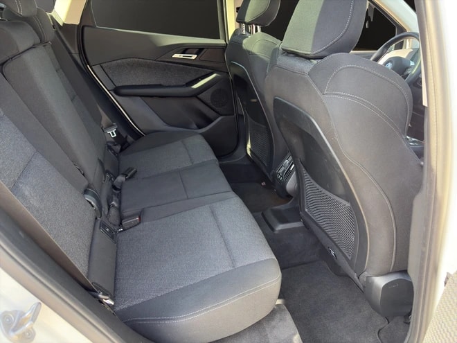 BMW 223d Active Tourer xDrive DKG-image-13