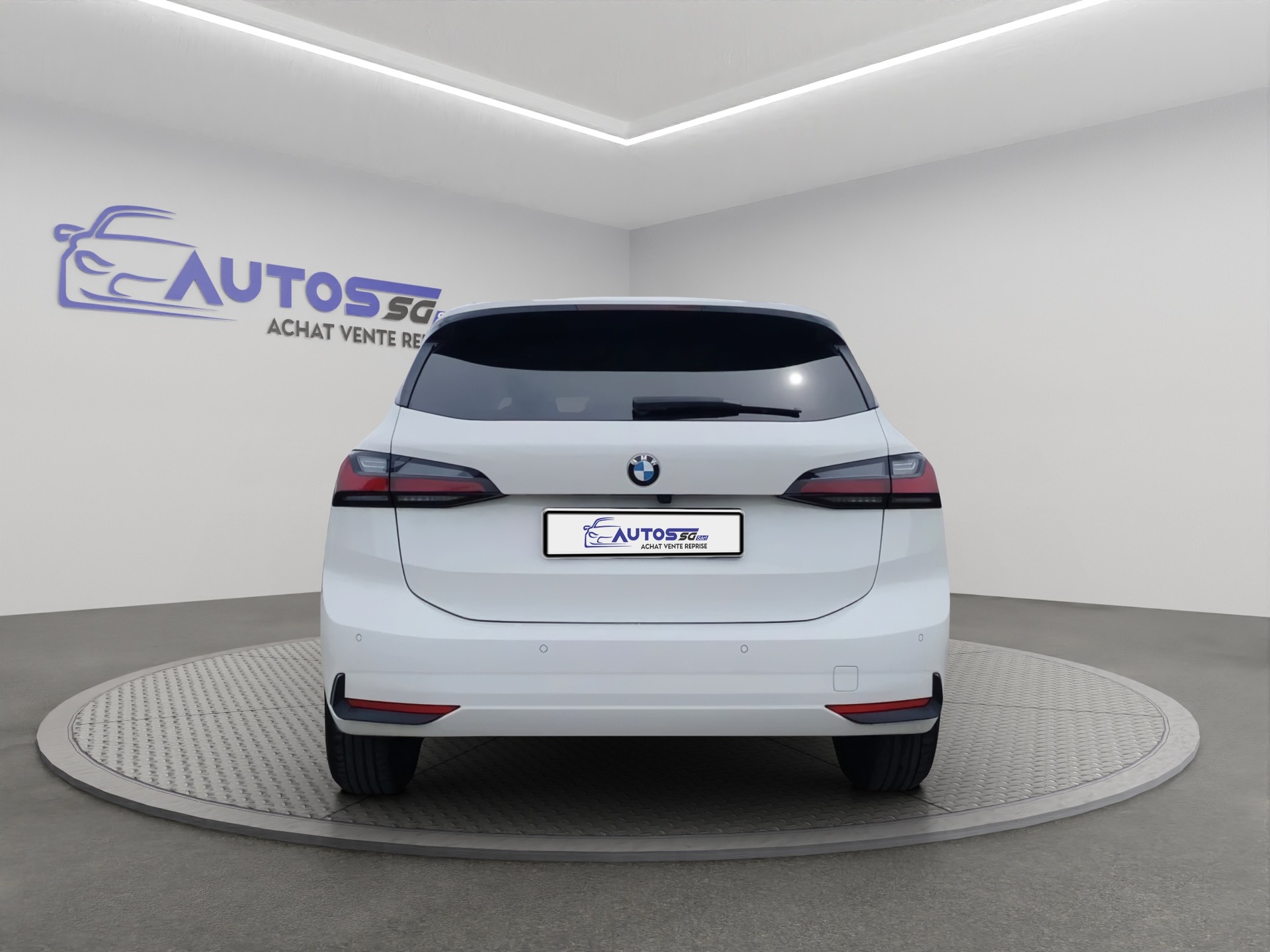 BMW 223d Active Tourer xDrive DKG-image-3