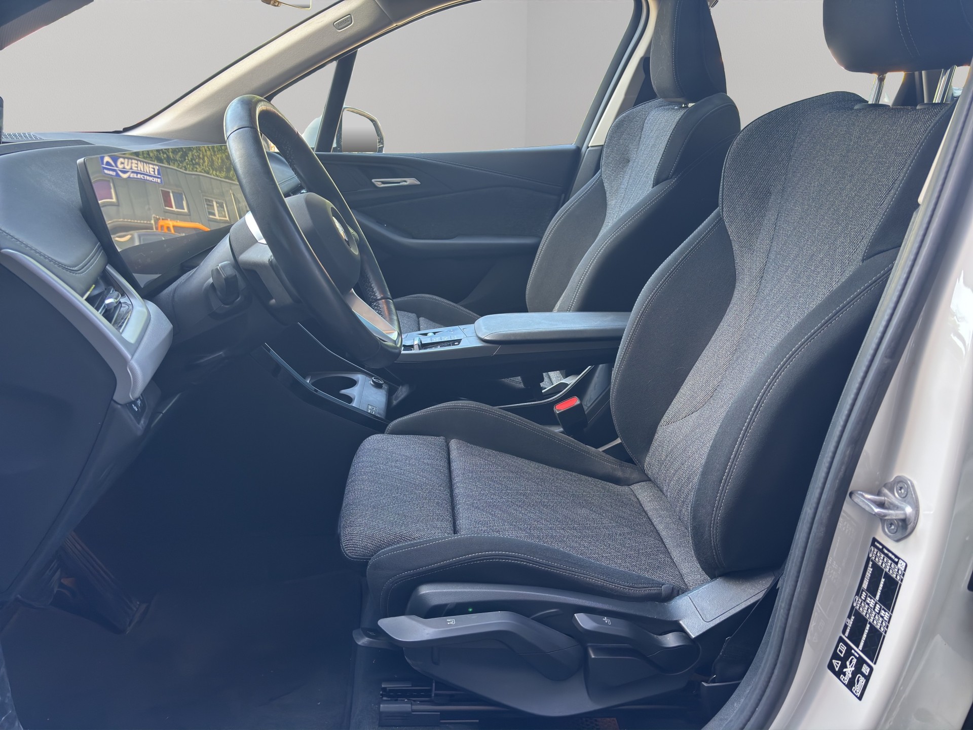 BMW 223d Active Tourer xDrive DKG-image-10