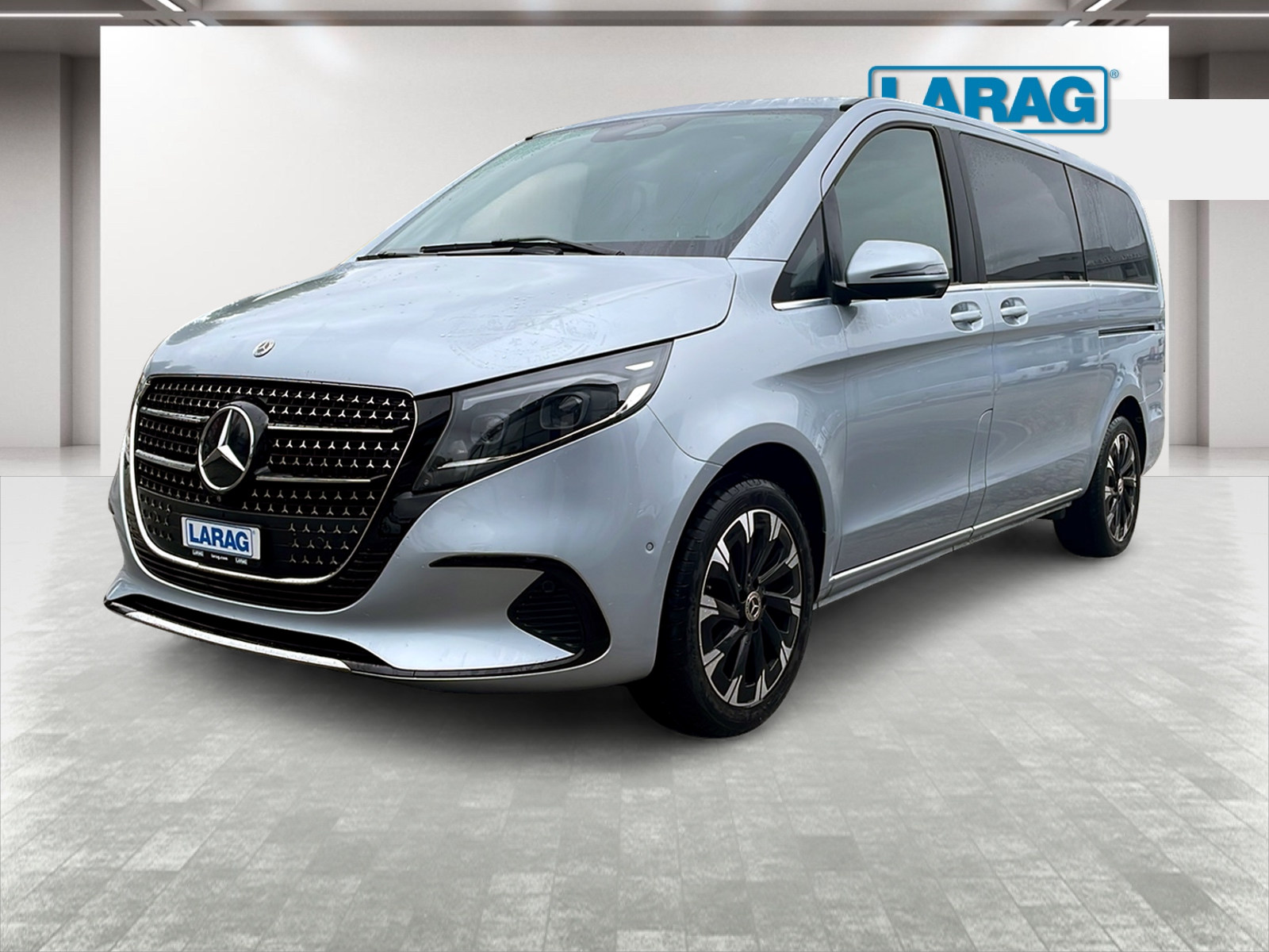 MERCEDES-BENZ V 300 AVANTGARDE 3200mm L