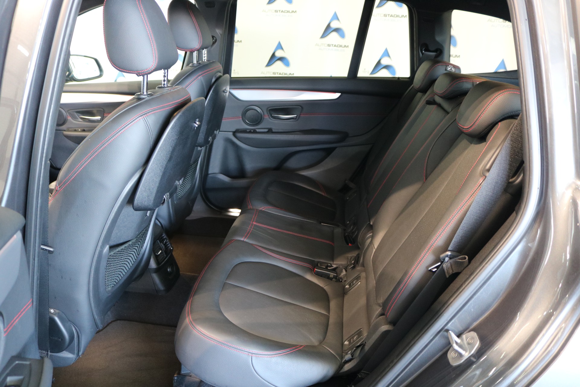 BMW 220i Gran Tourer M Sport Steptronic-image-32