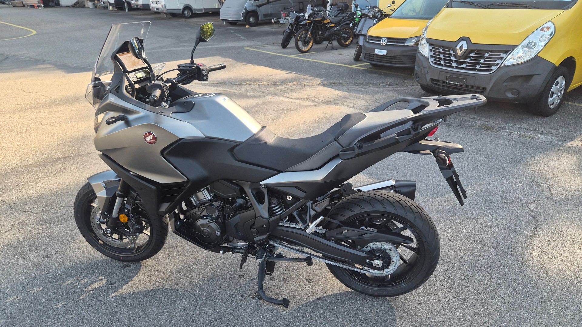 HONDA NT 1100 DCT-image-4