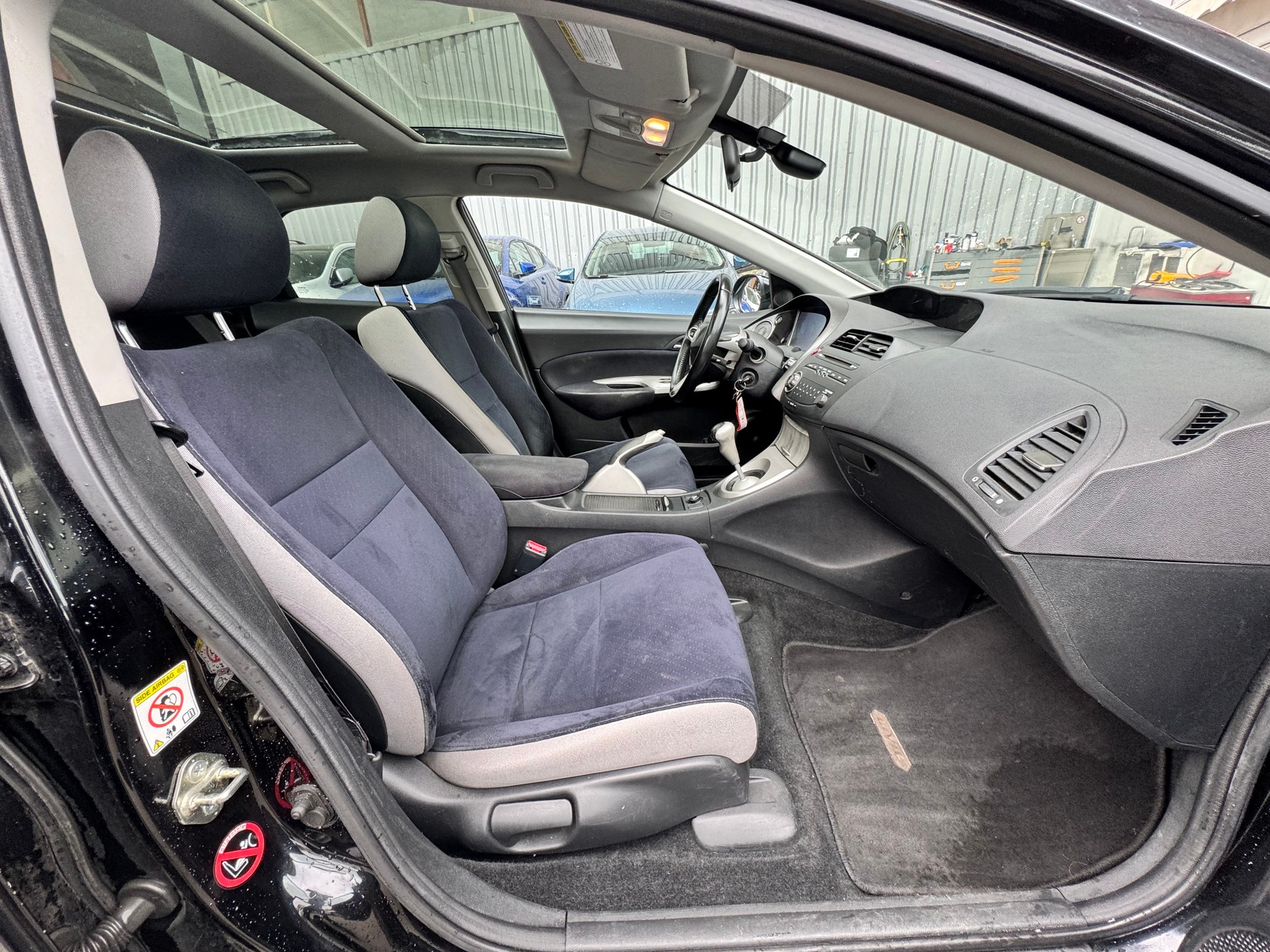 HONDA Civic 1.8i Sport-image-9